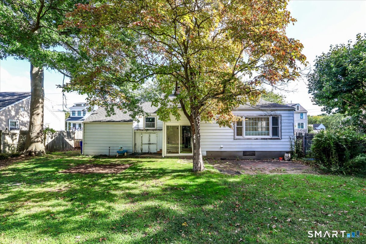 266 Alden Street photo 7