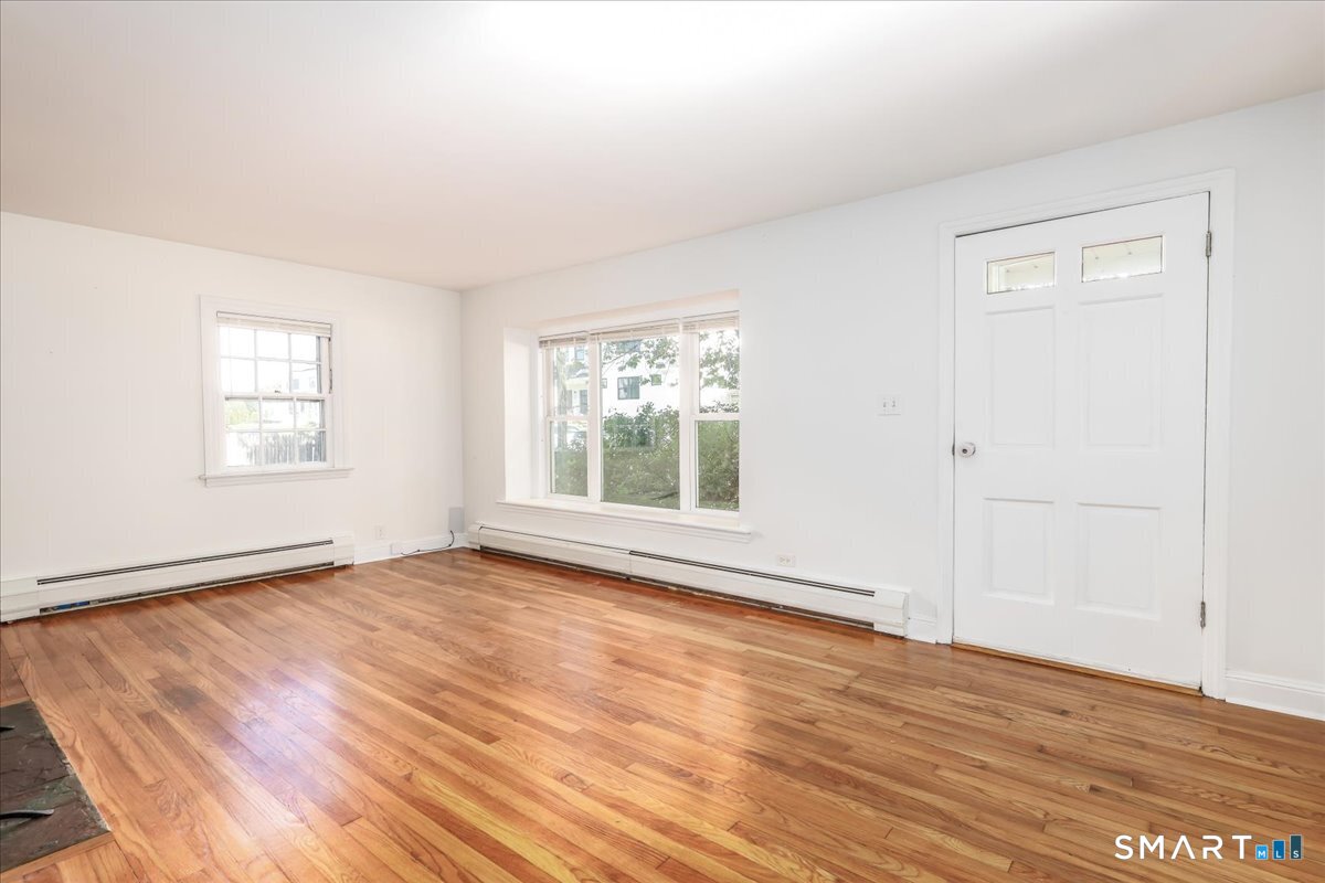 266 Alden Street photo 9