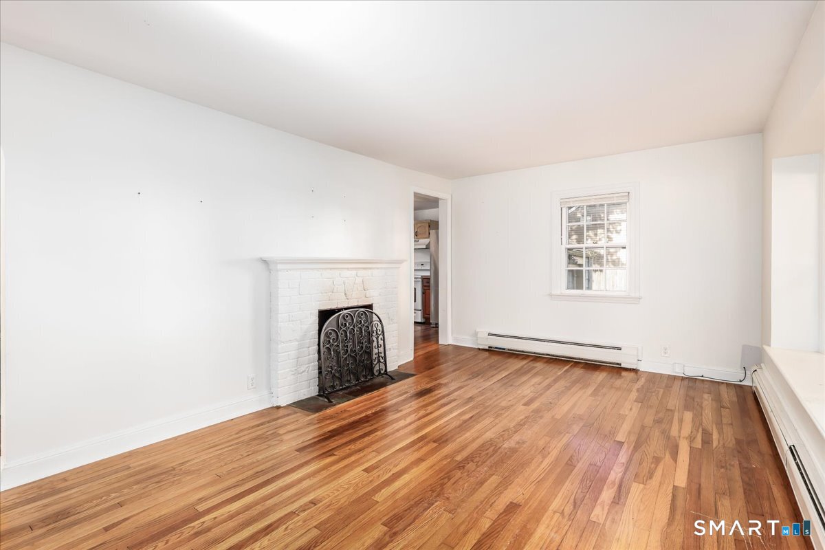 266 Alden Street photo 10