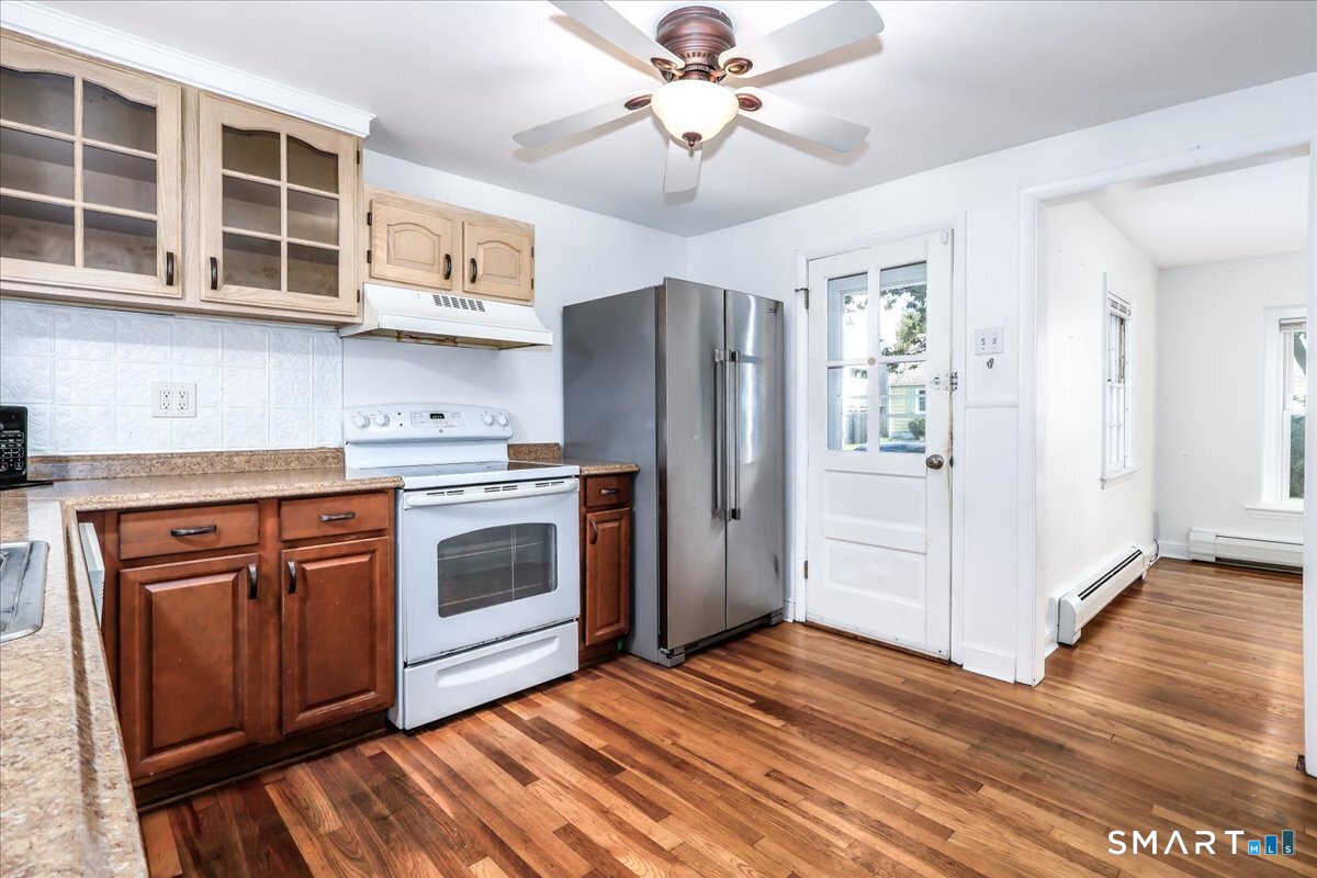 266 Alden Street photo 17