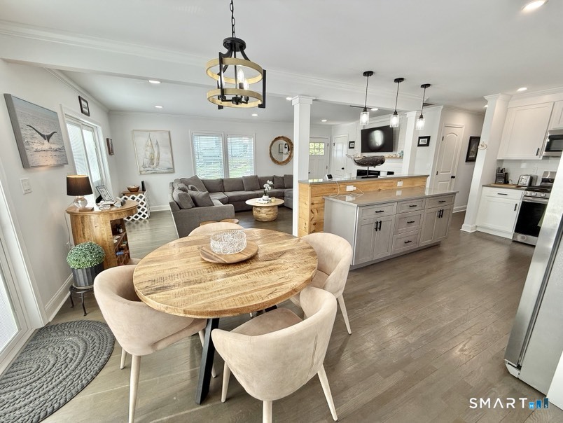 39 Edgefield Avenue photo 8