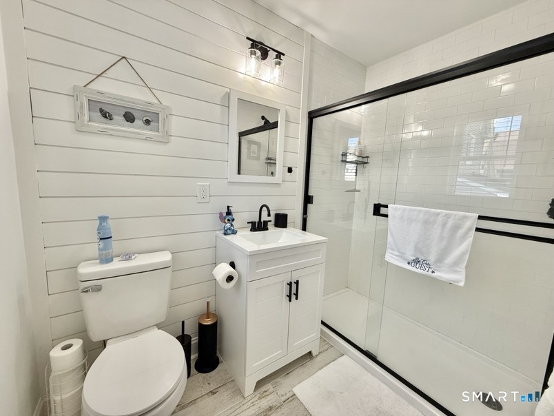 39 Edgefield Avenue photo 17