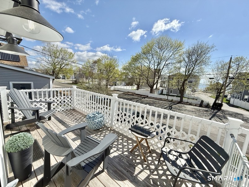 39 Edgefield Avenue photo 10