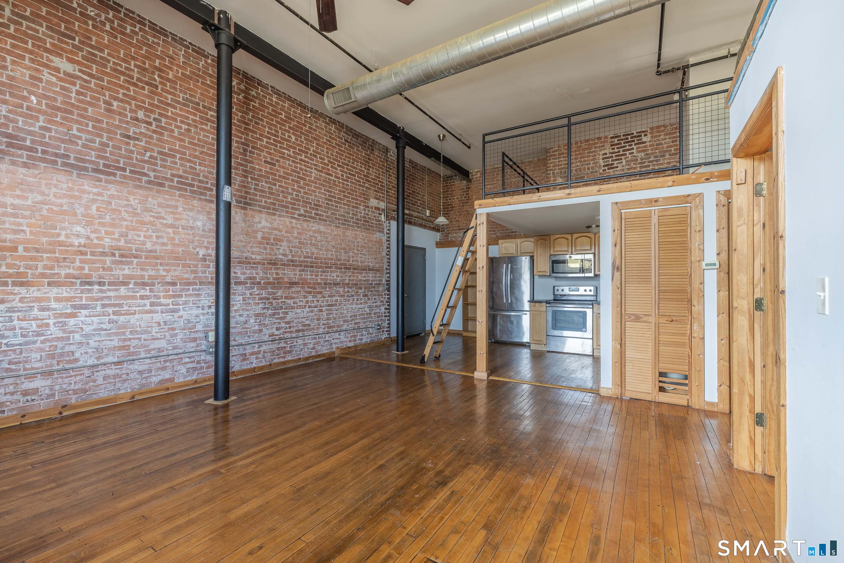 325 Myrtle Avenue Unit #1102 photo 2
