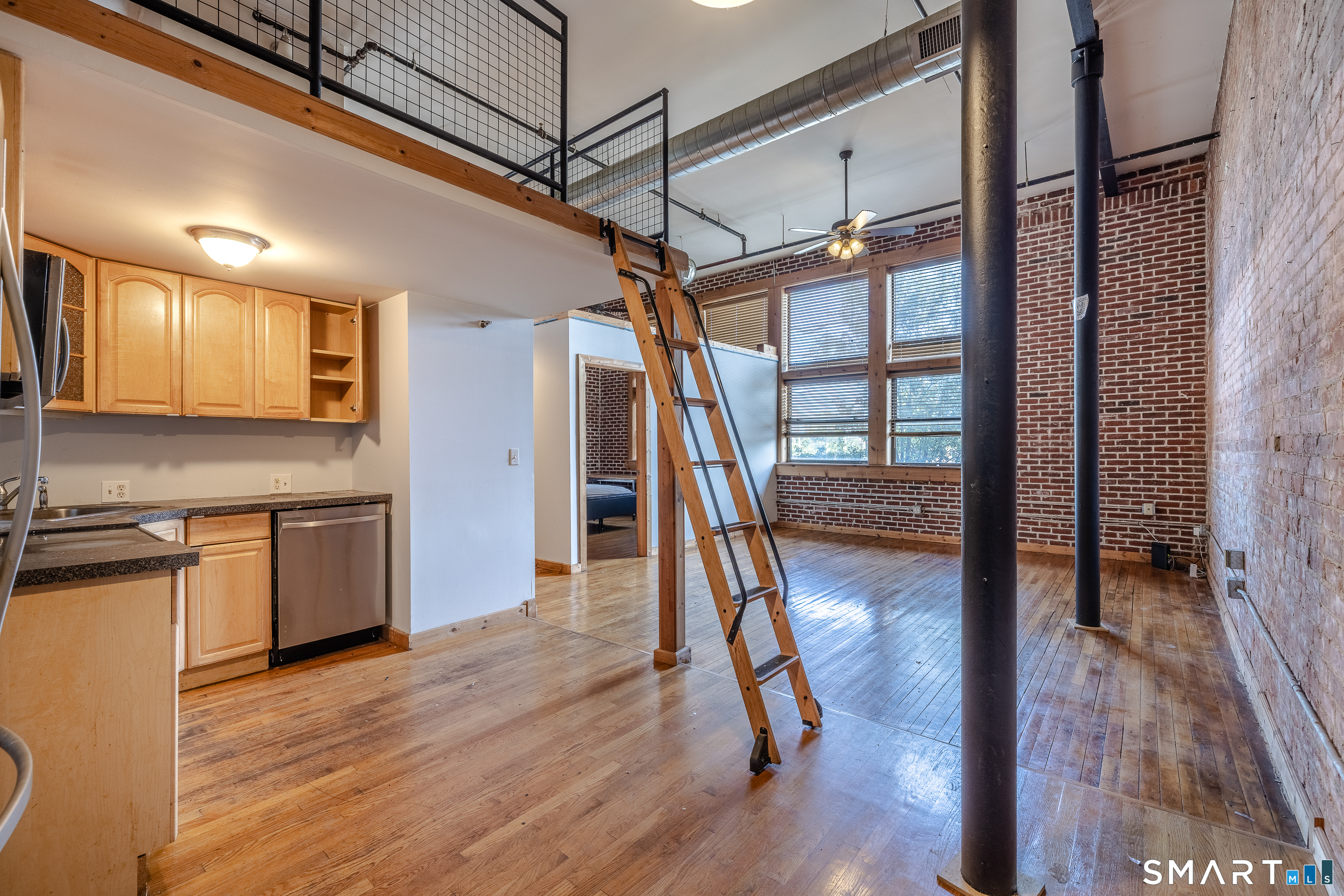 325 Myrtle Avenue Unit #1102 photo 3