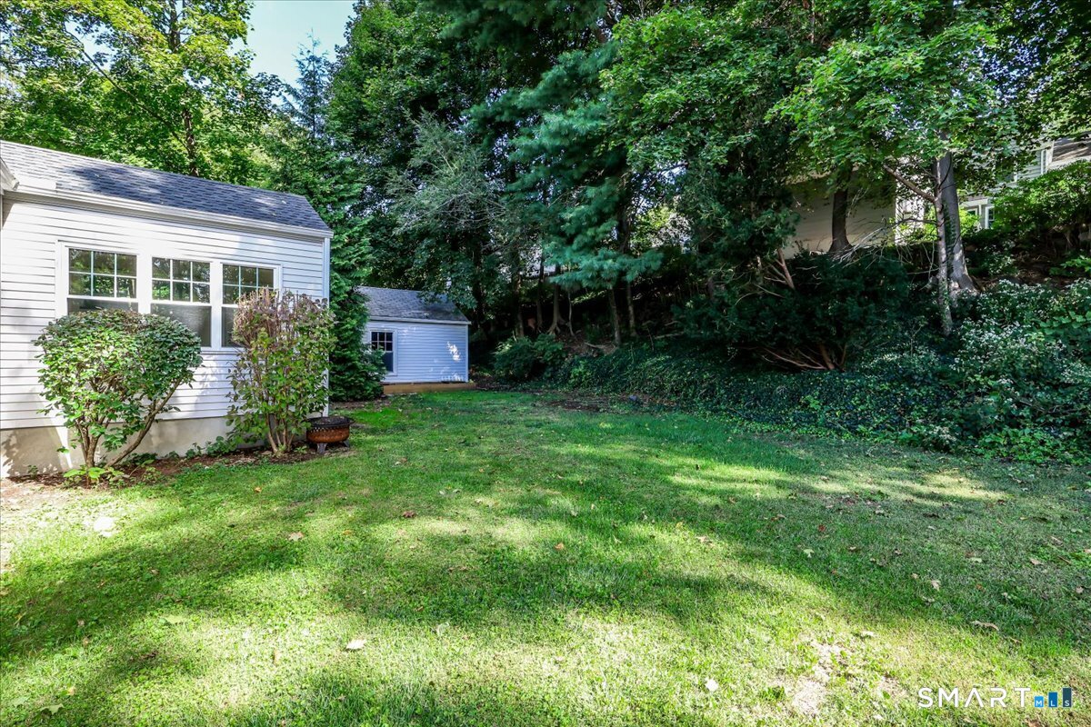 70 Benedict Avenue photo 27