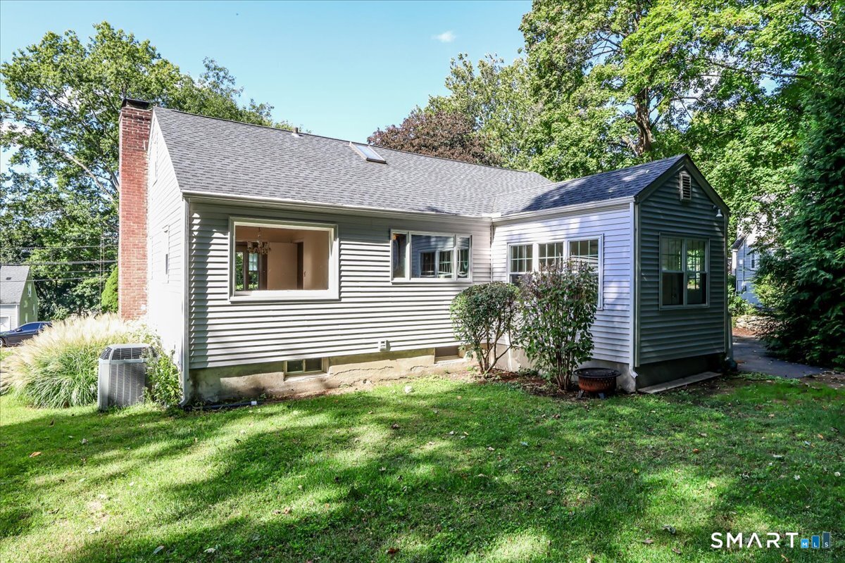 70 Benedict Avenue photo 15