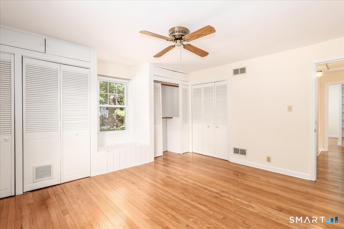 70 Benedict Avenue photo 17