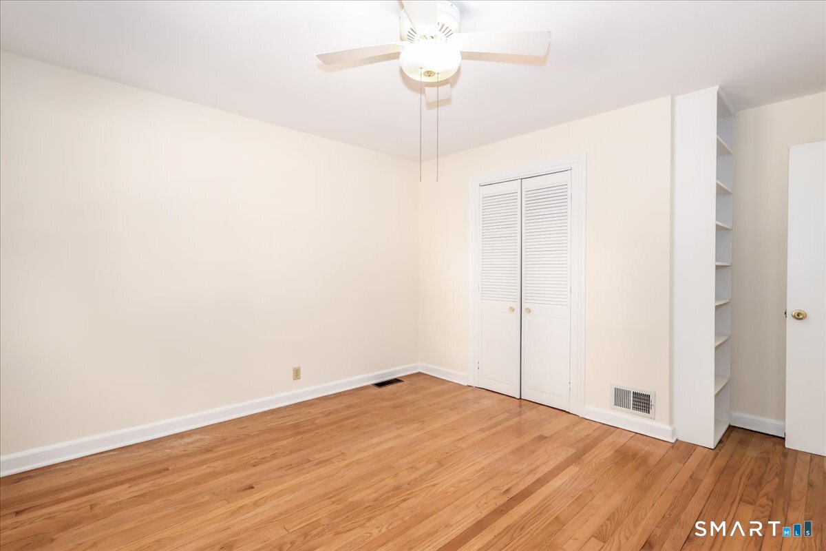 70 Benedict Avenue photo 20