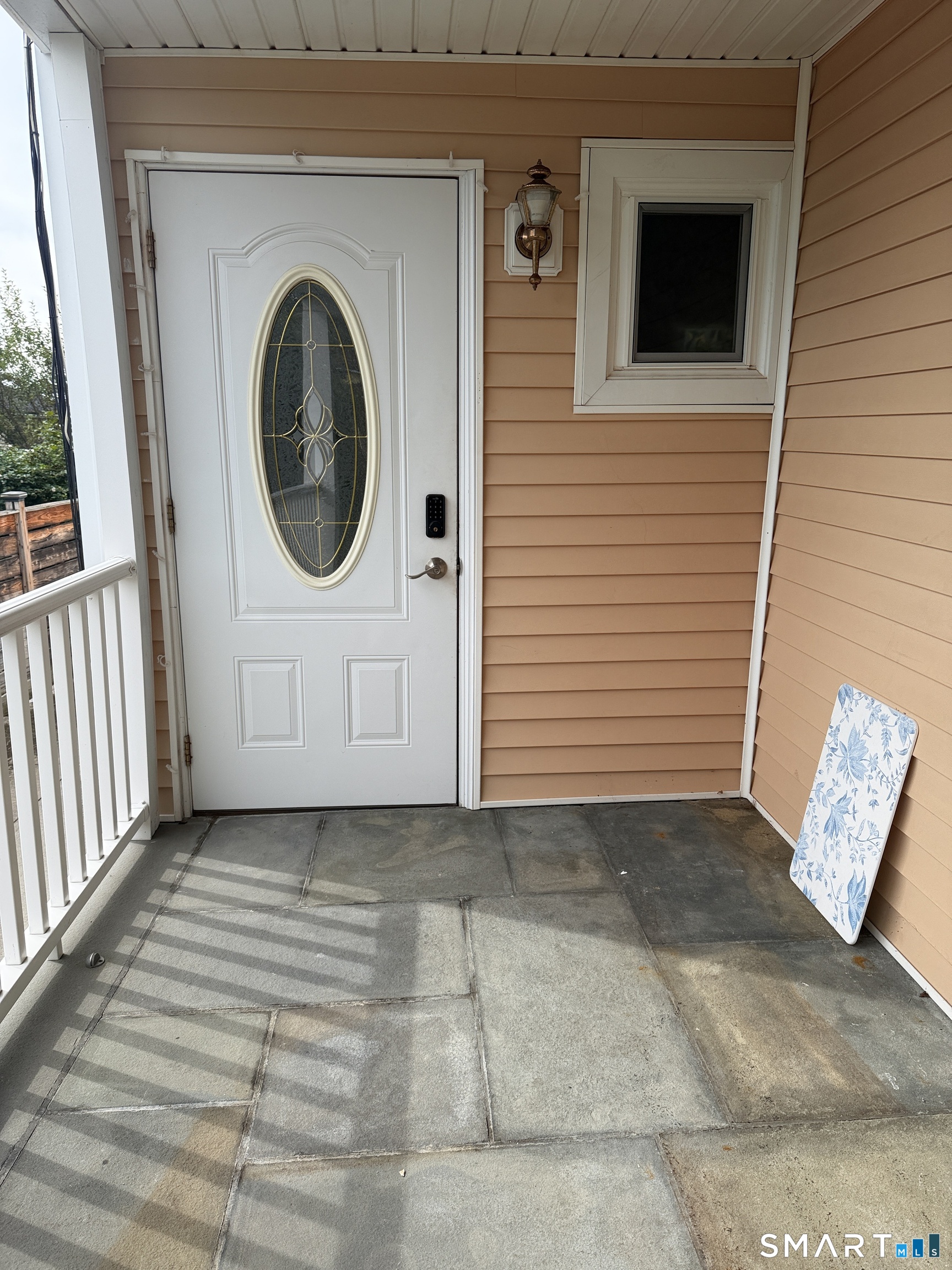 40 Travis Avenue, Stamford, Connecticut photo 2