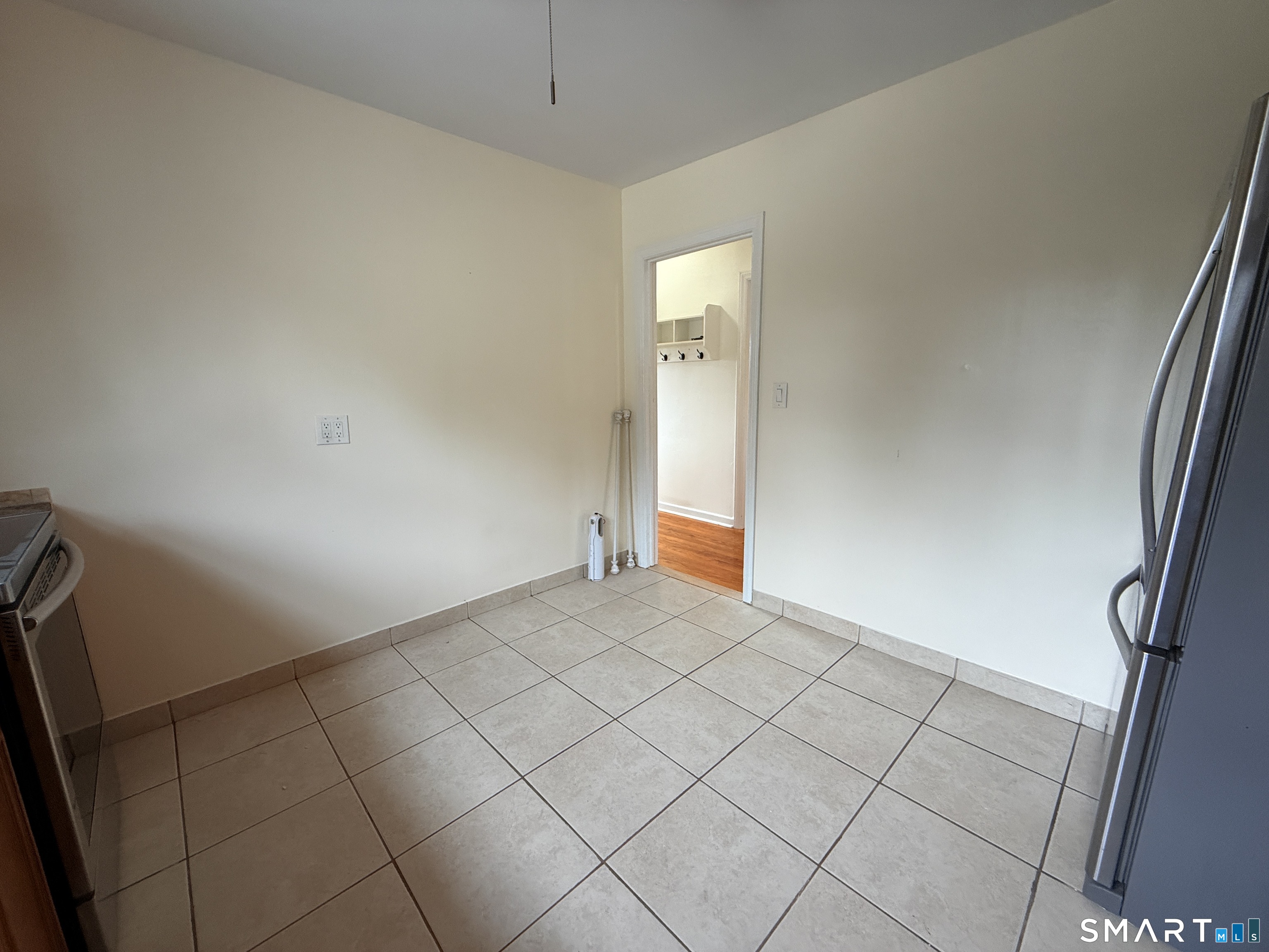 40 Travis Avenue photo 6