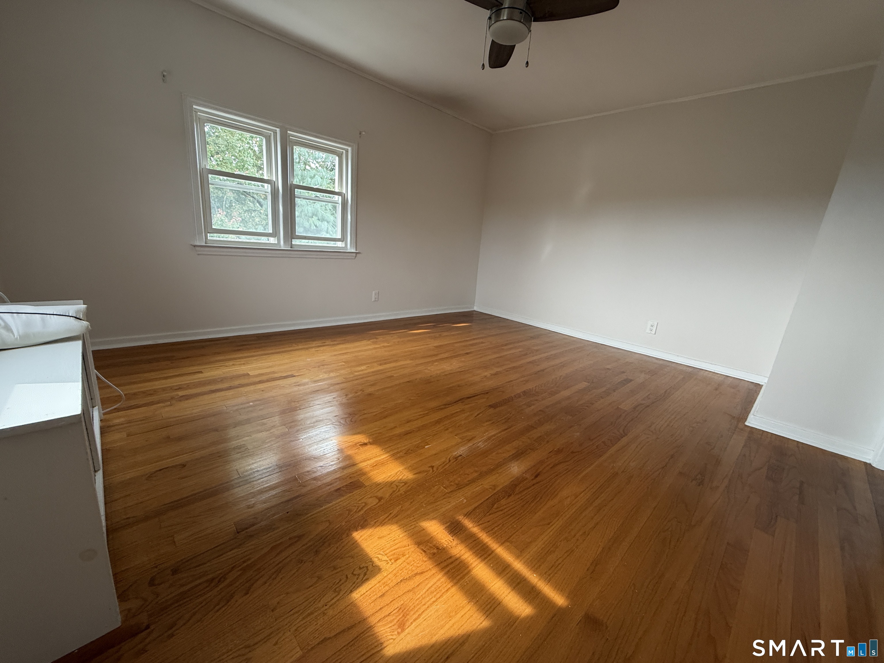 40 Travis Avenue photo 9