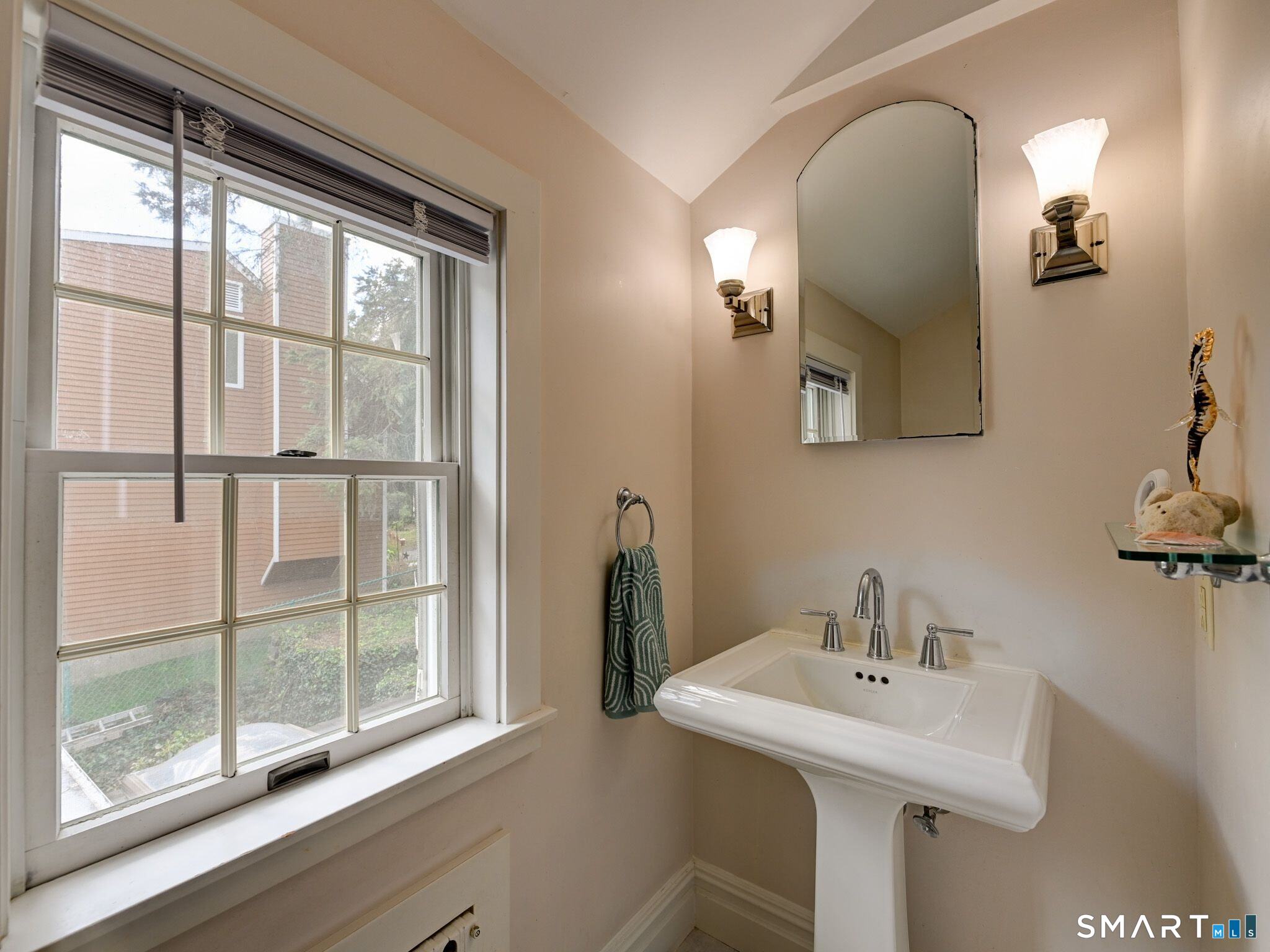 90 Weed Hill Avenue photo 10