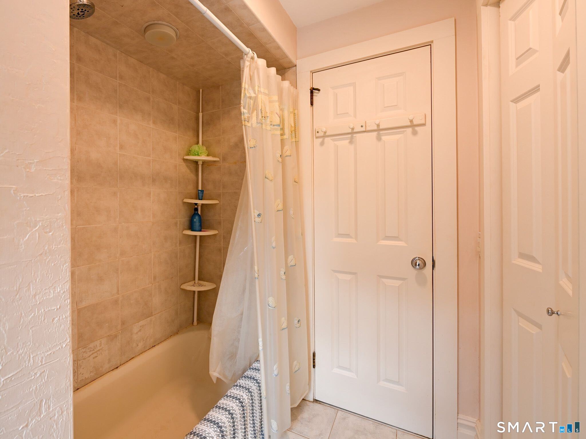 90 Weed Hill Avenue photo 11