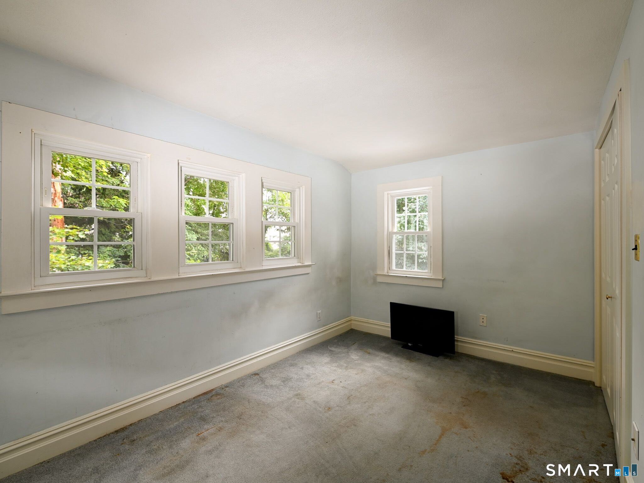 90 Weed Hill Avenue photo 13
