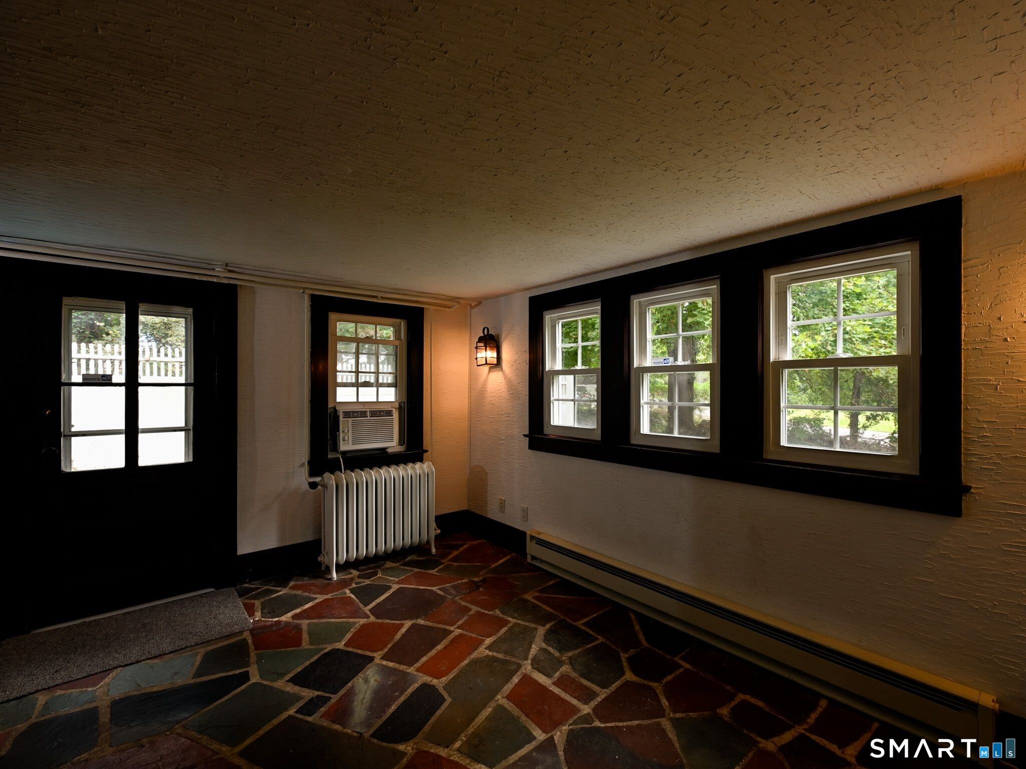 90 Weed Hill Avenue photo 15
