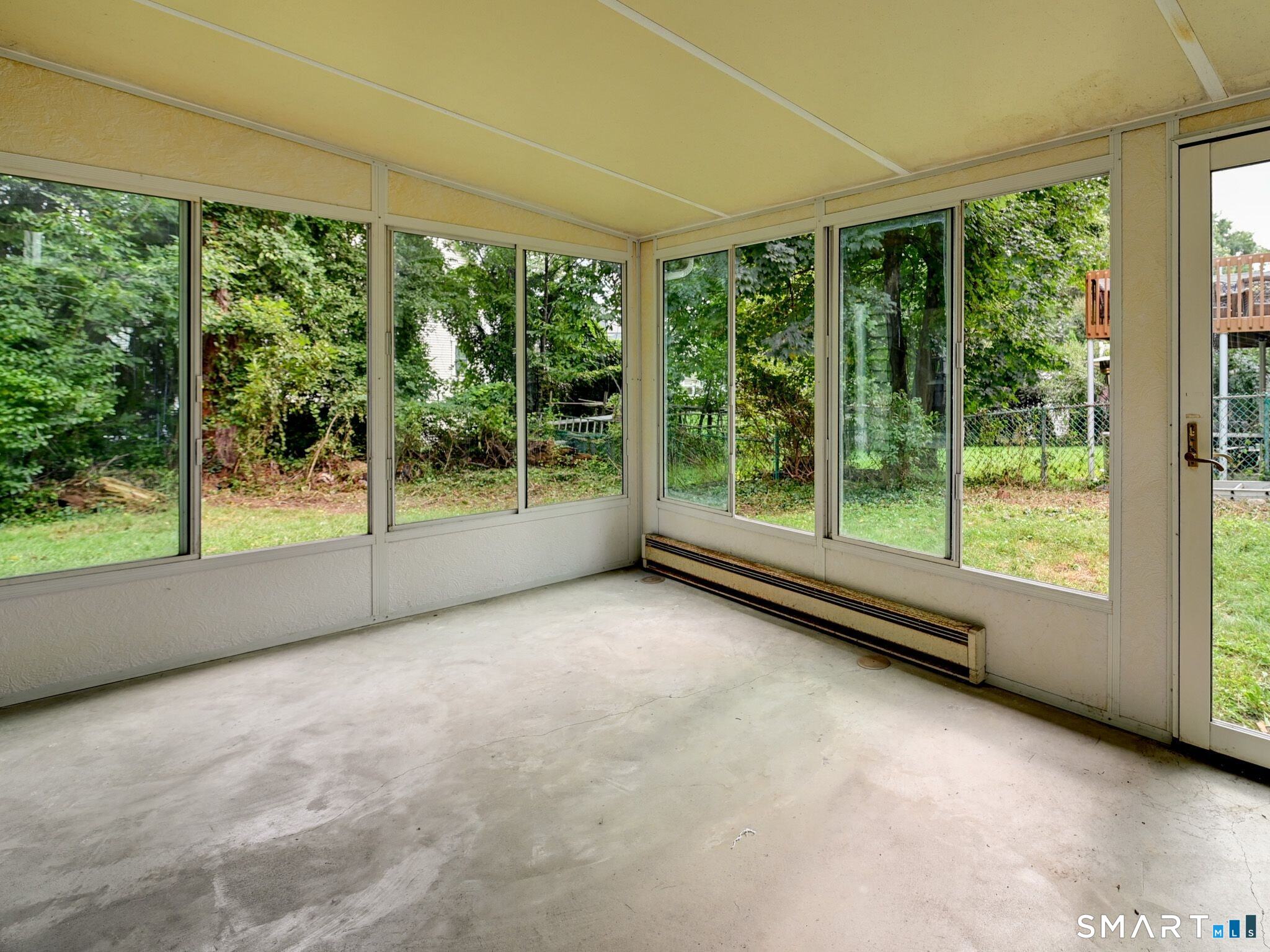 90 Weed Hill Avenue photo 21