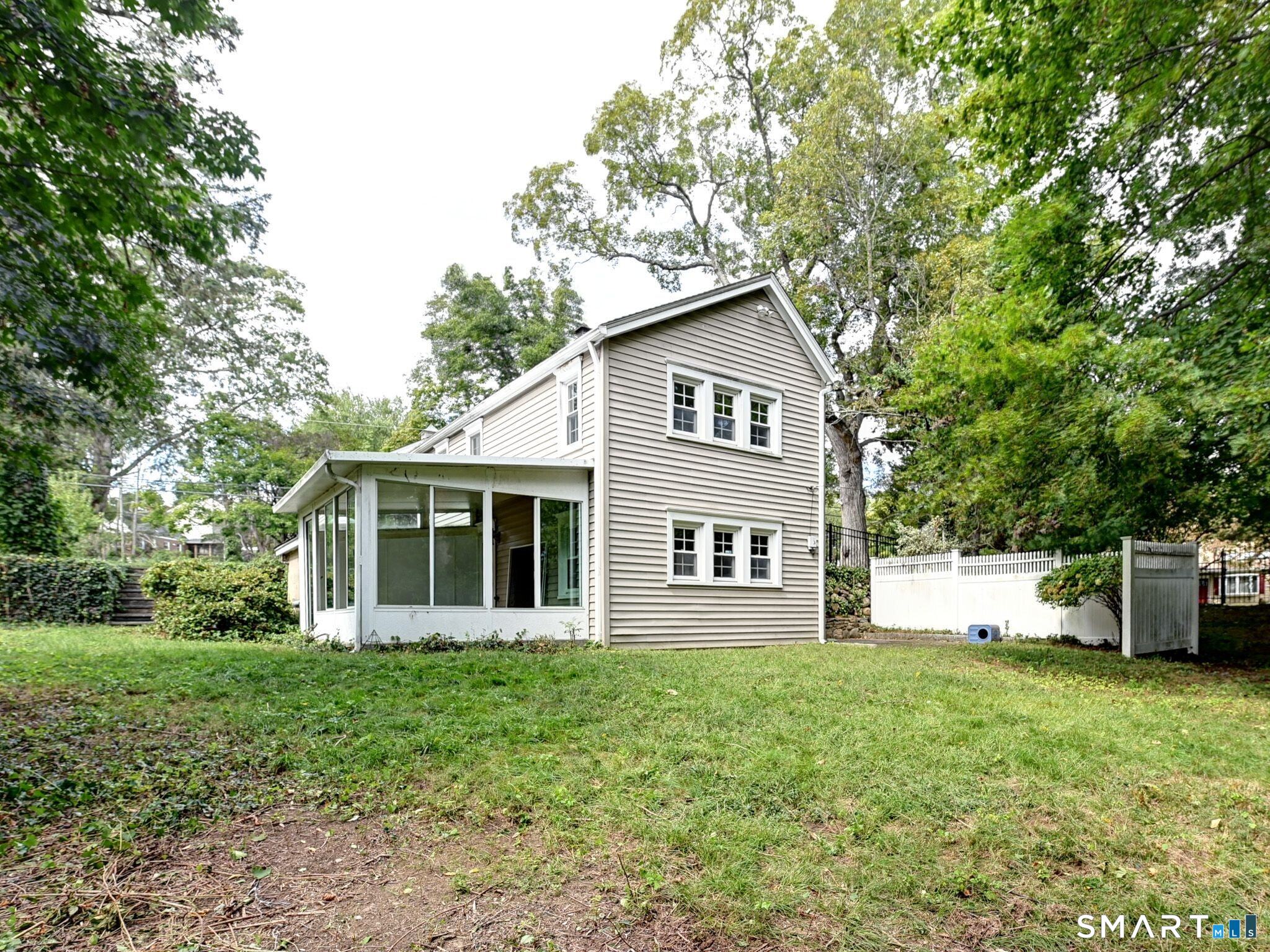 90 Weed Hill Avenue photo 25