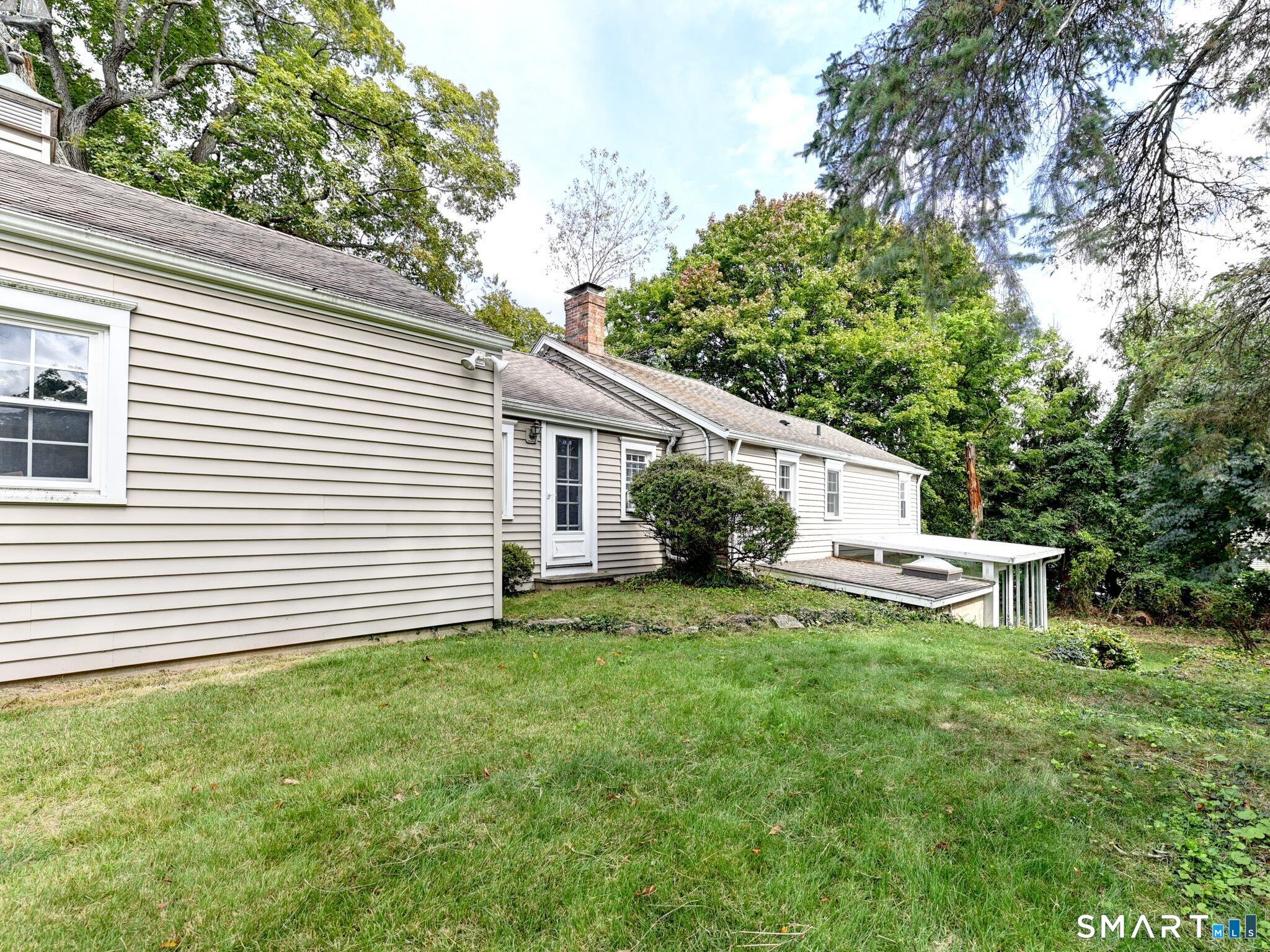 90 Weed Hill Avenue photo 29
