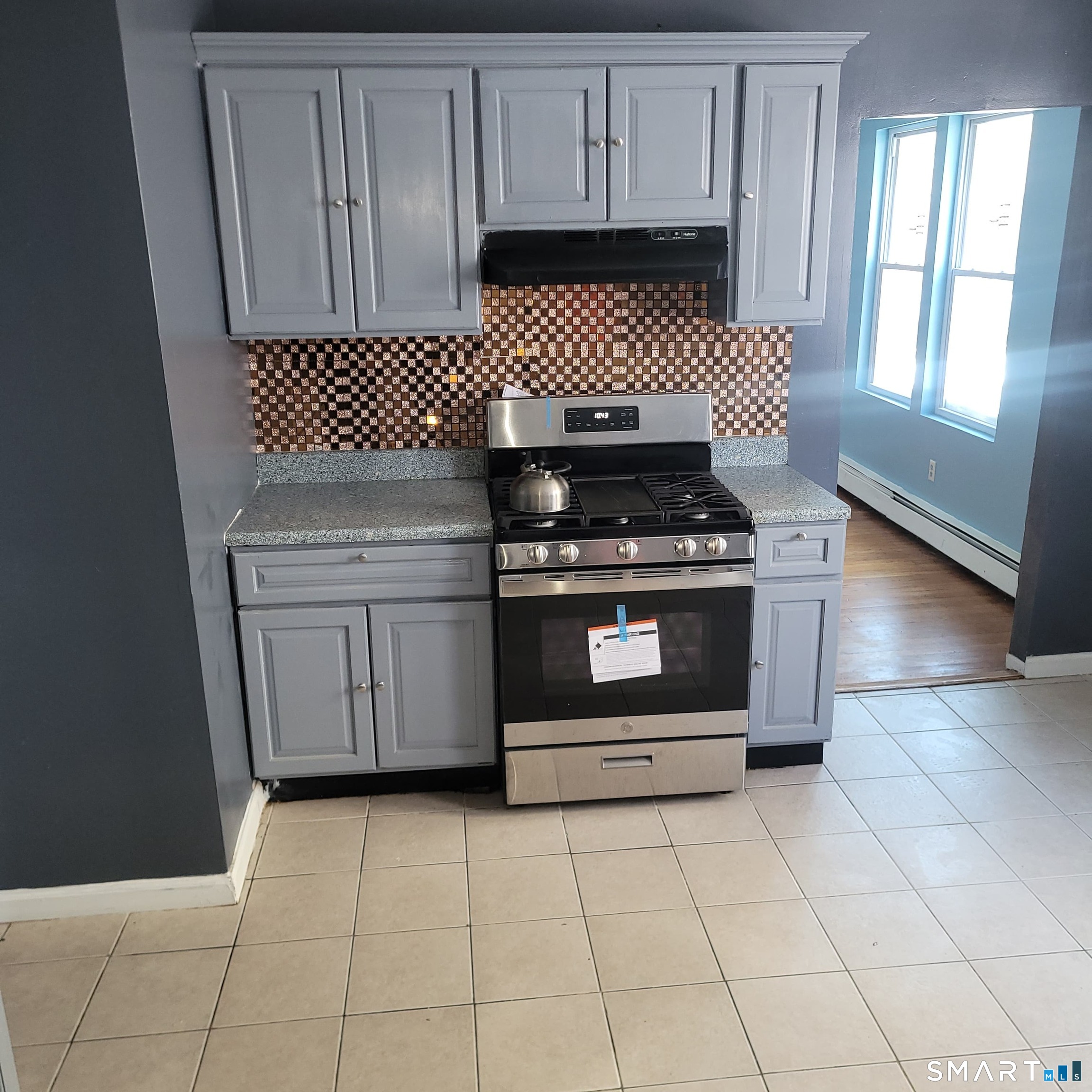 Photo 4 of House for sale at 627 Garden St, Hartford, CT 06112 | MLS# 24209877 | Listing updated on 2026-10-05