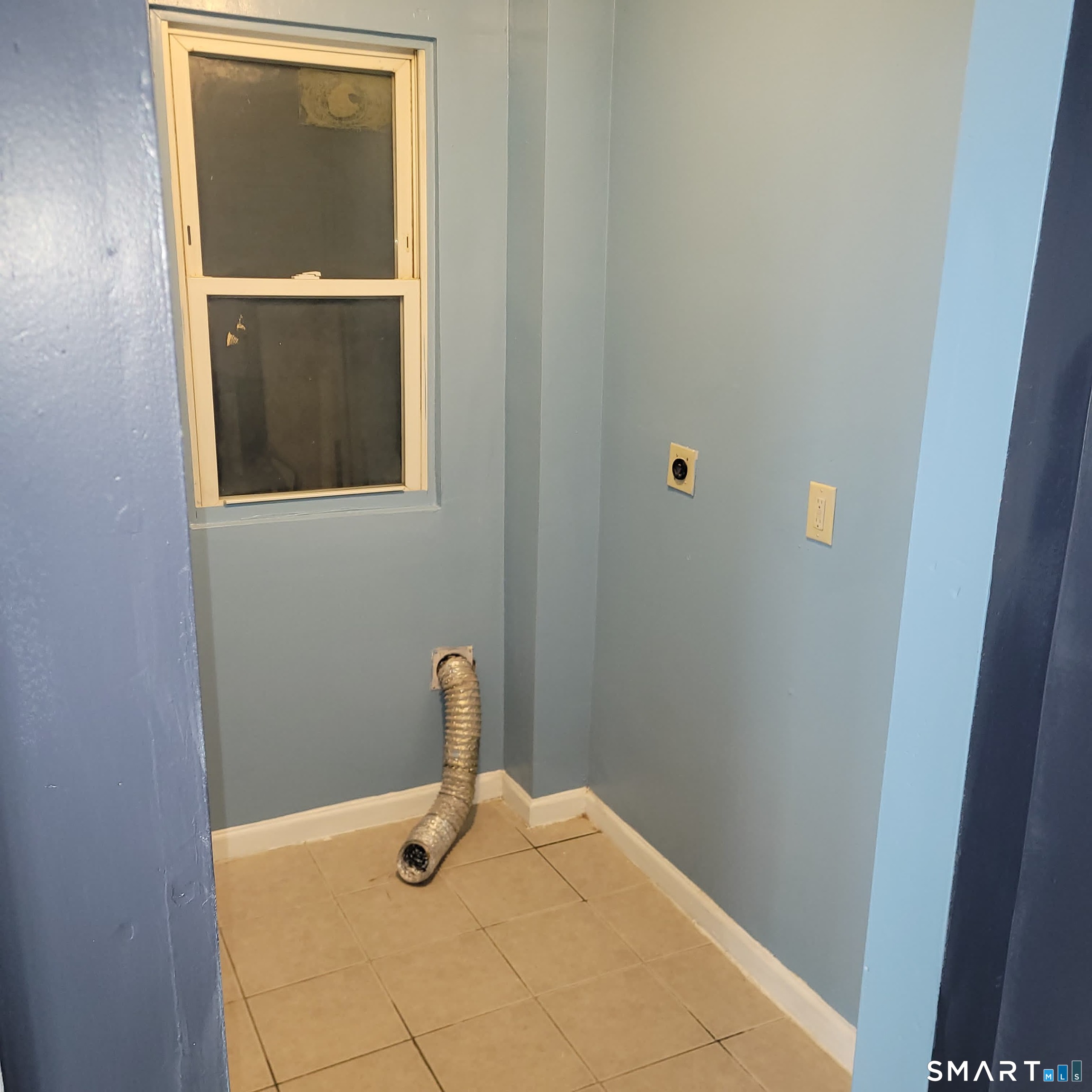 627 Garden Street, Northeast, Hartford, CT 06112