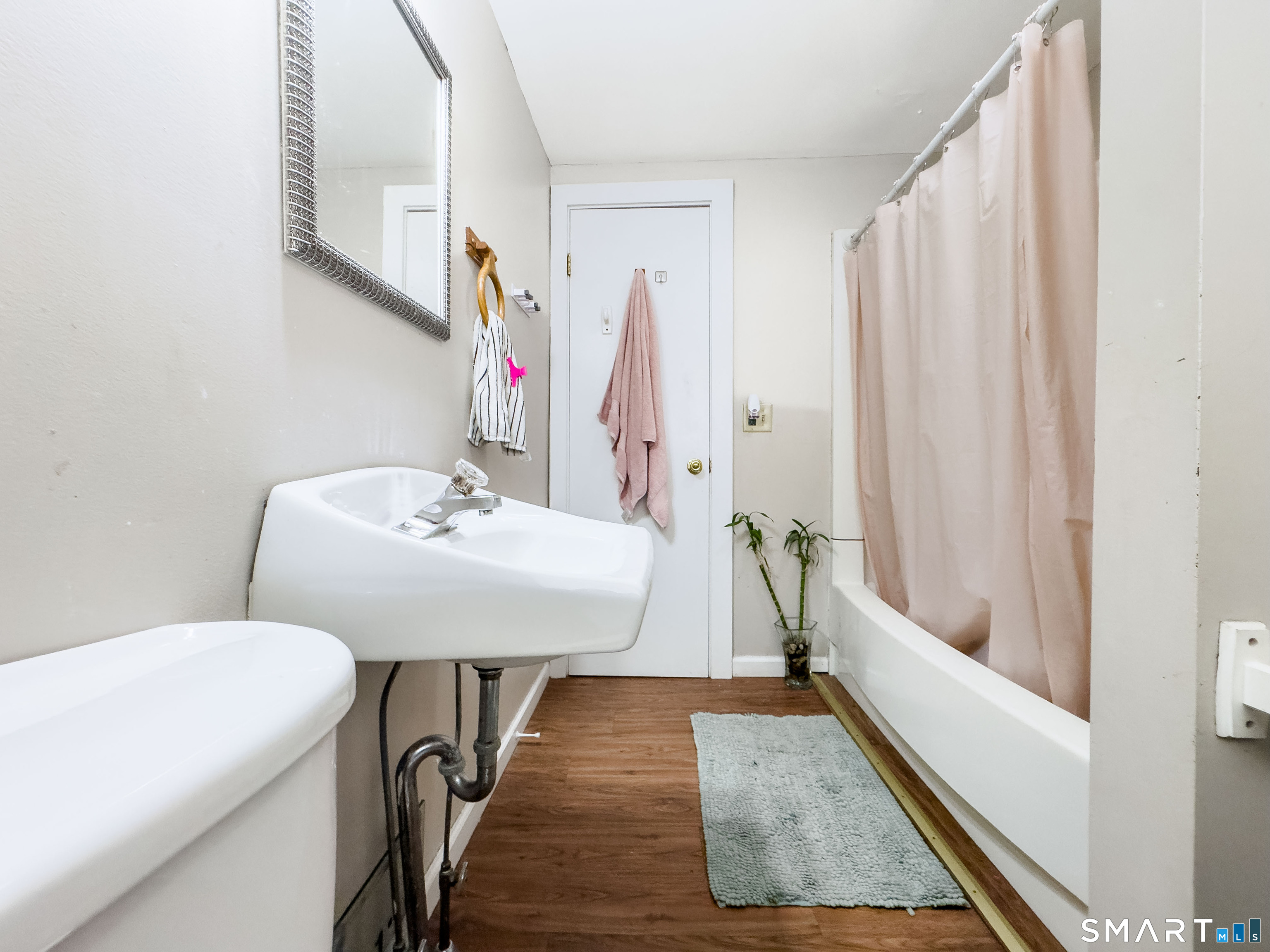 94 Olive Street photo 10