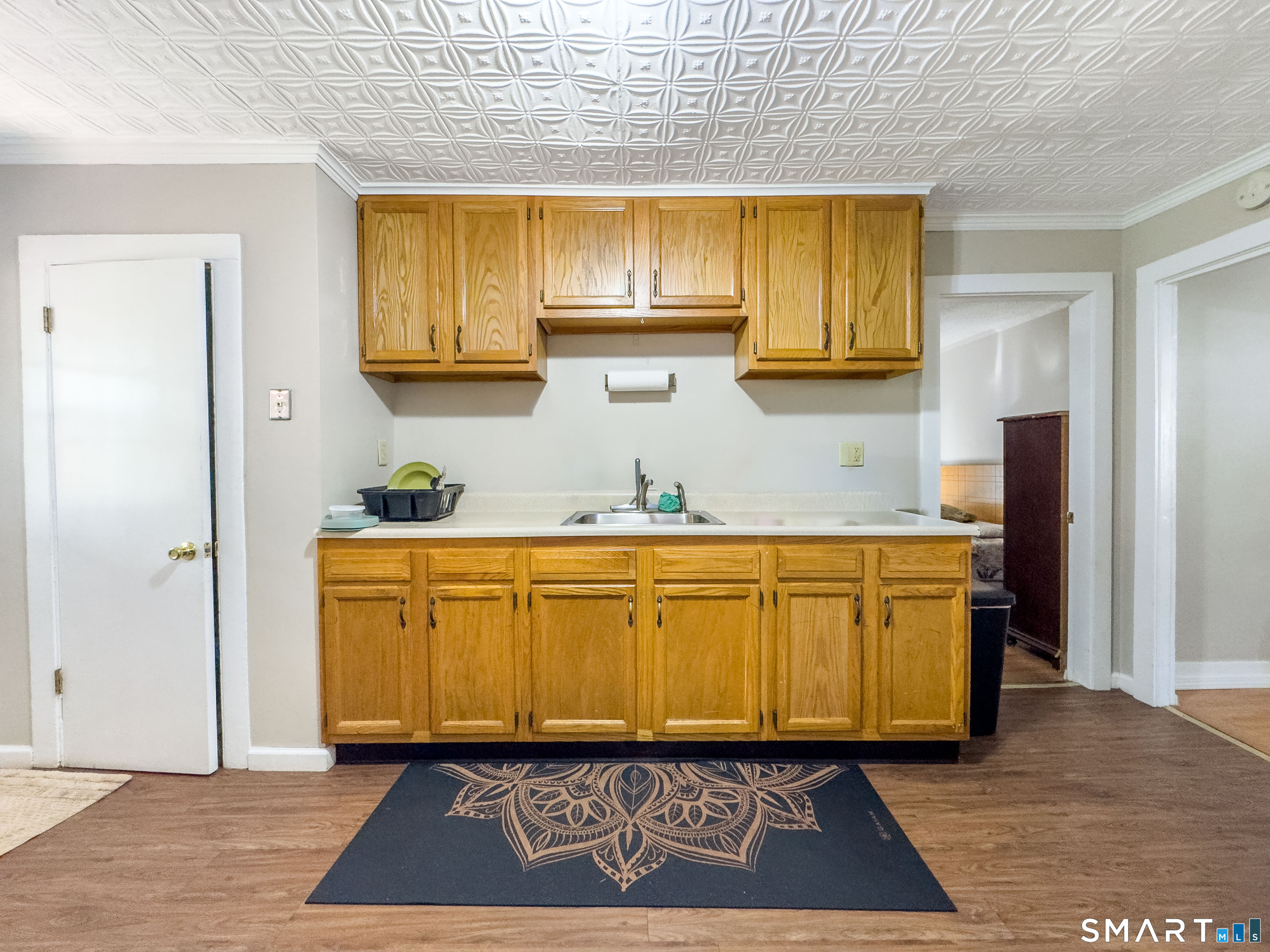 94 Olive Street photo 8