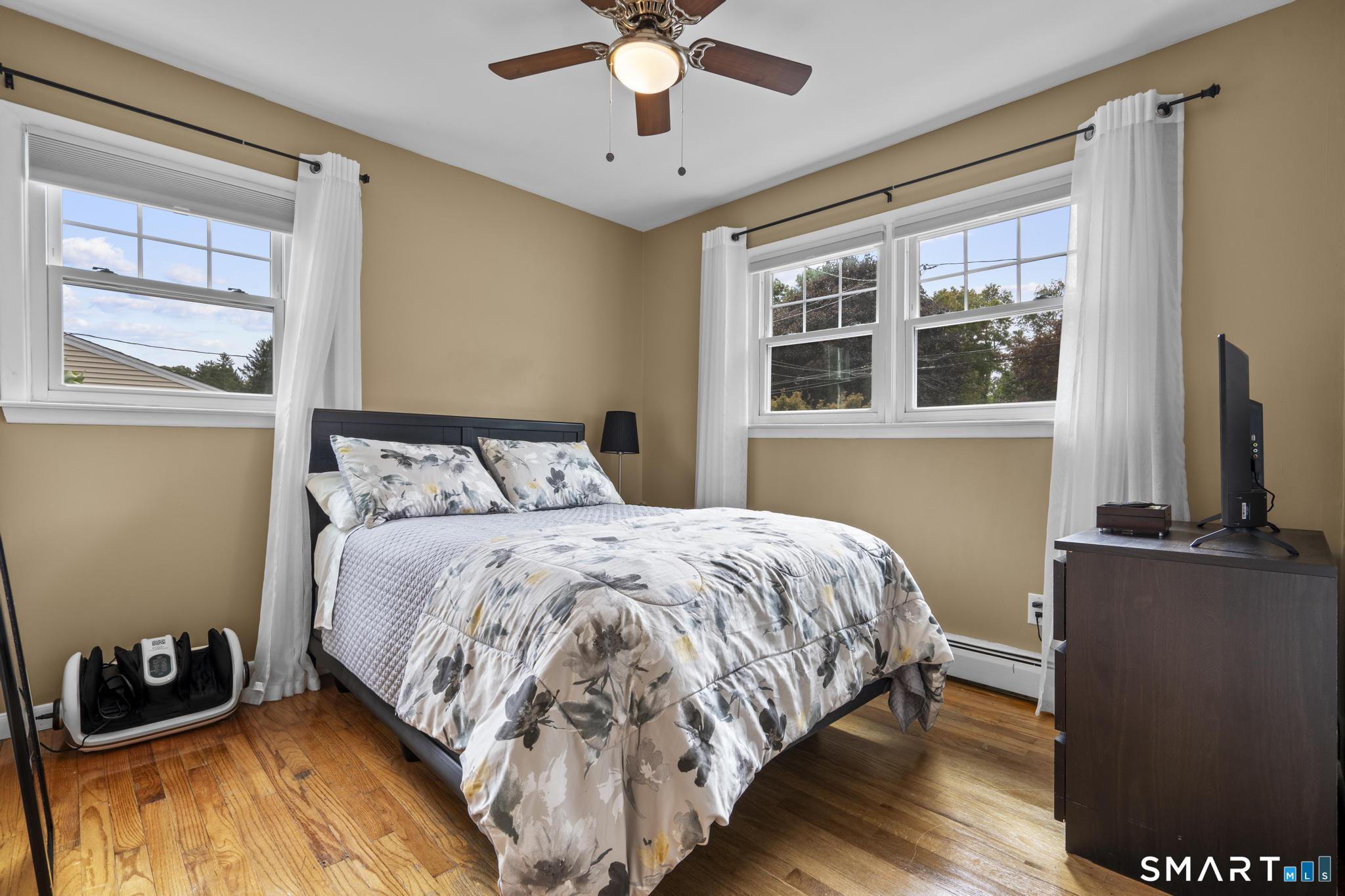 16 Tracy Terrace photo 16