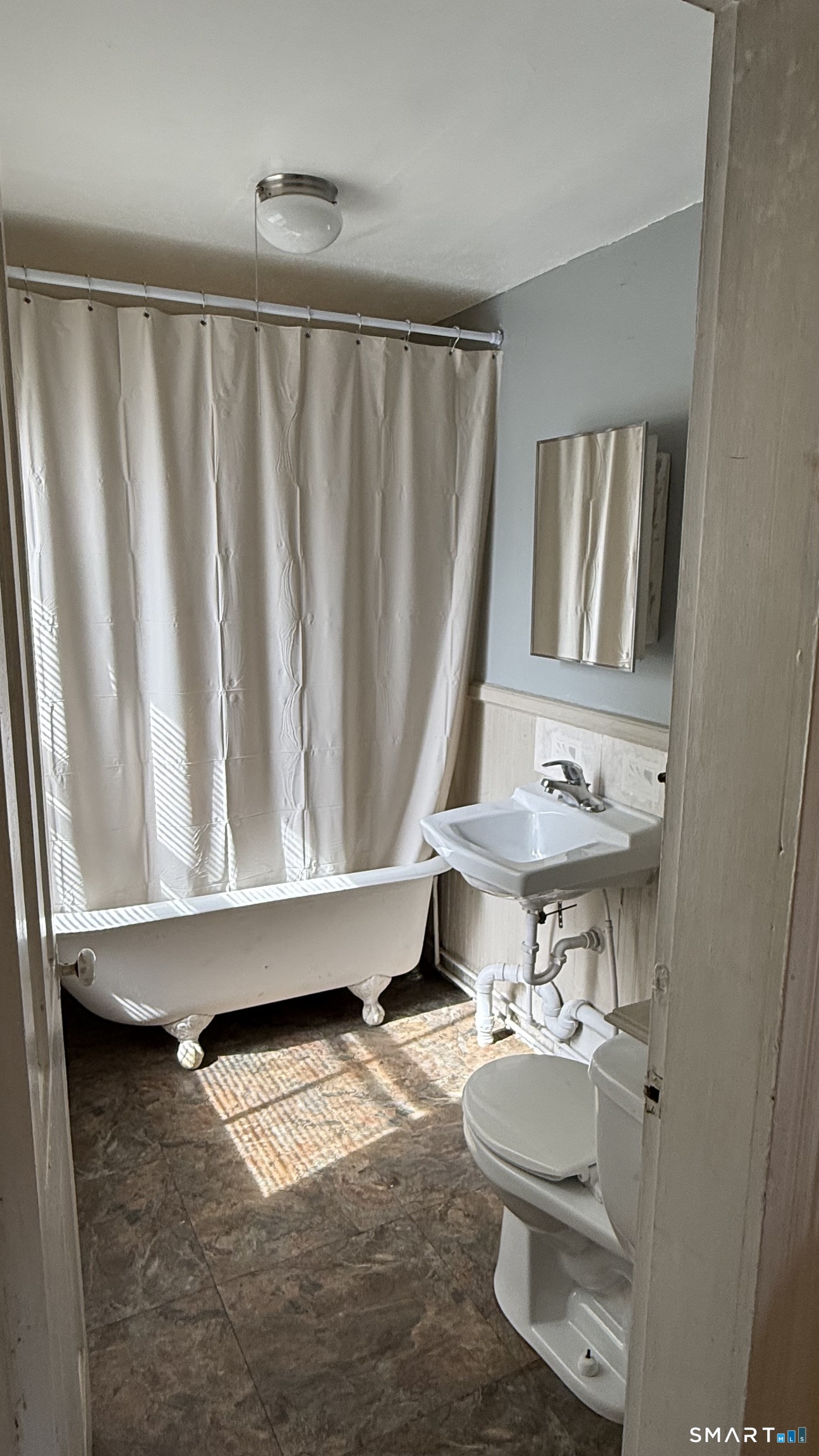 122 Hull Street photo 27