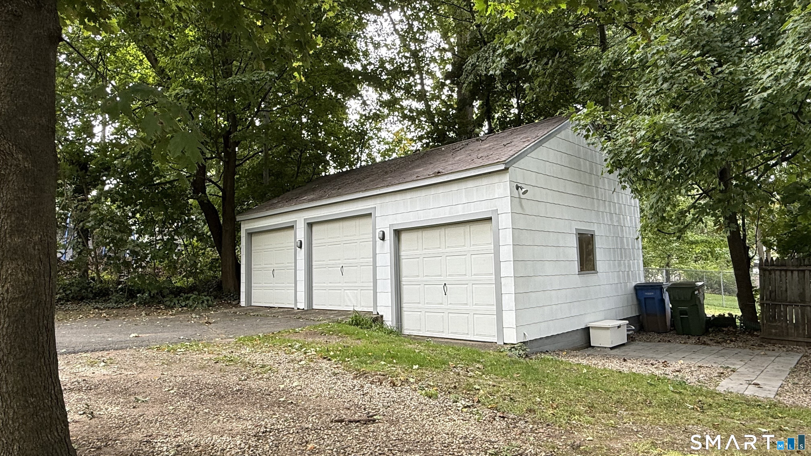 122 Hull Street photo 33
