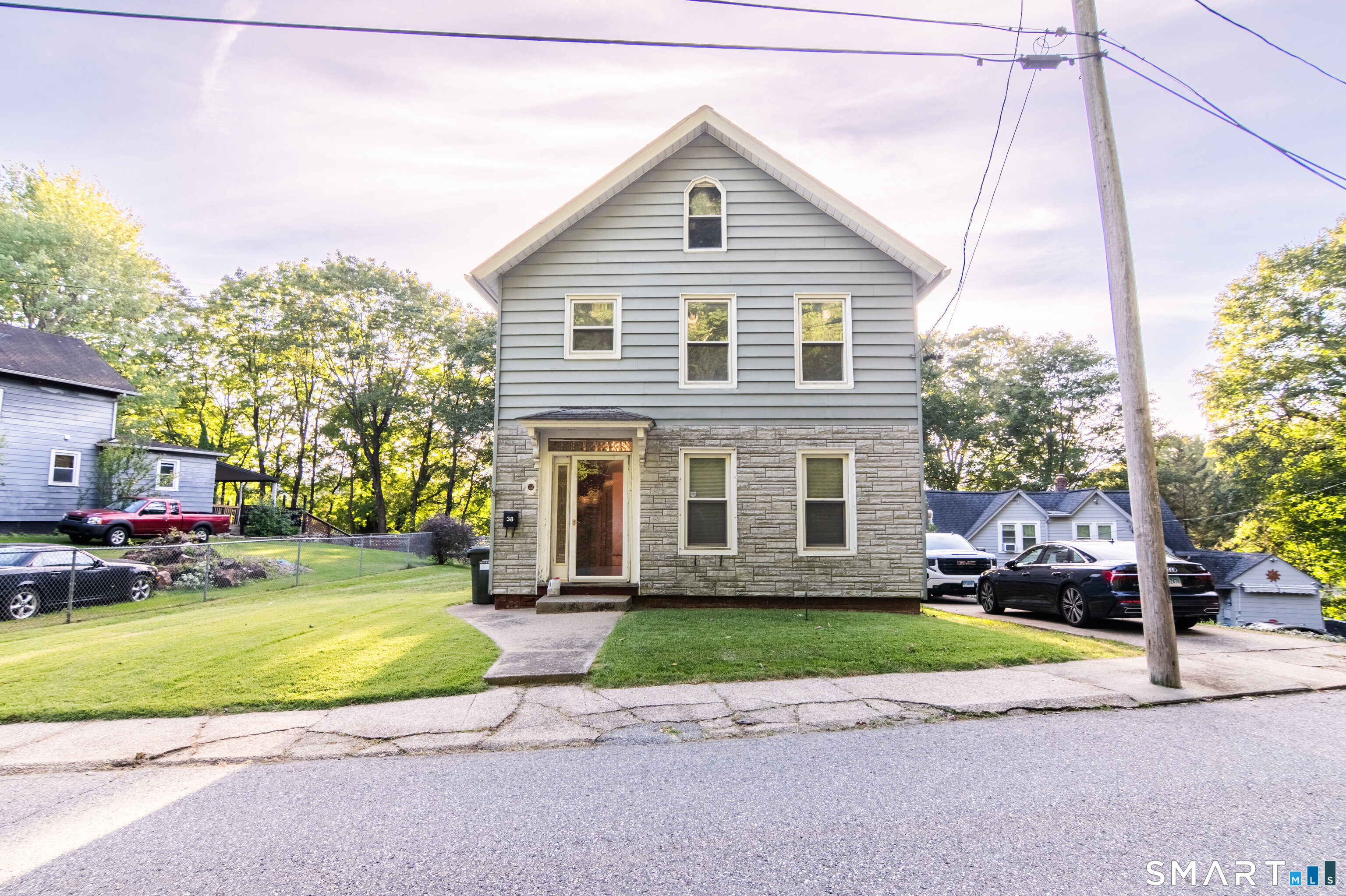 38 Platt Avenue