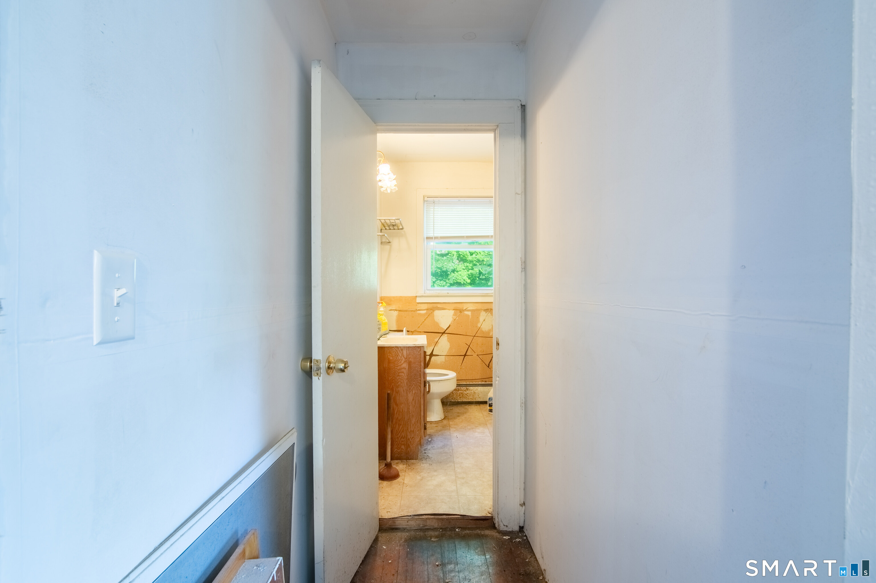 38 Platt Avenue photo 11