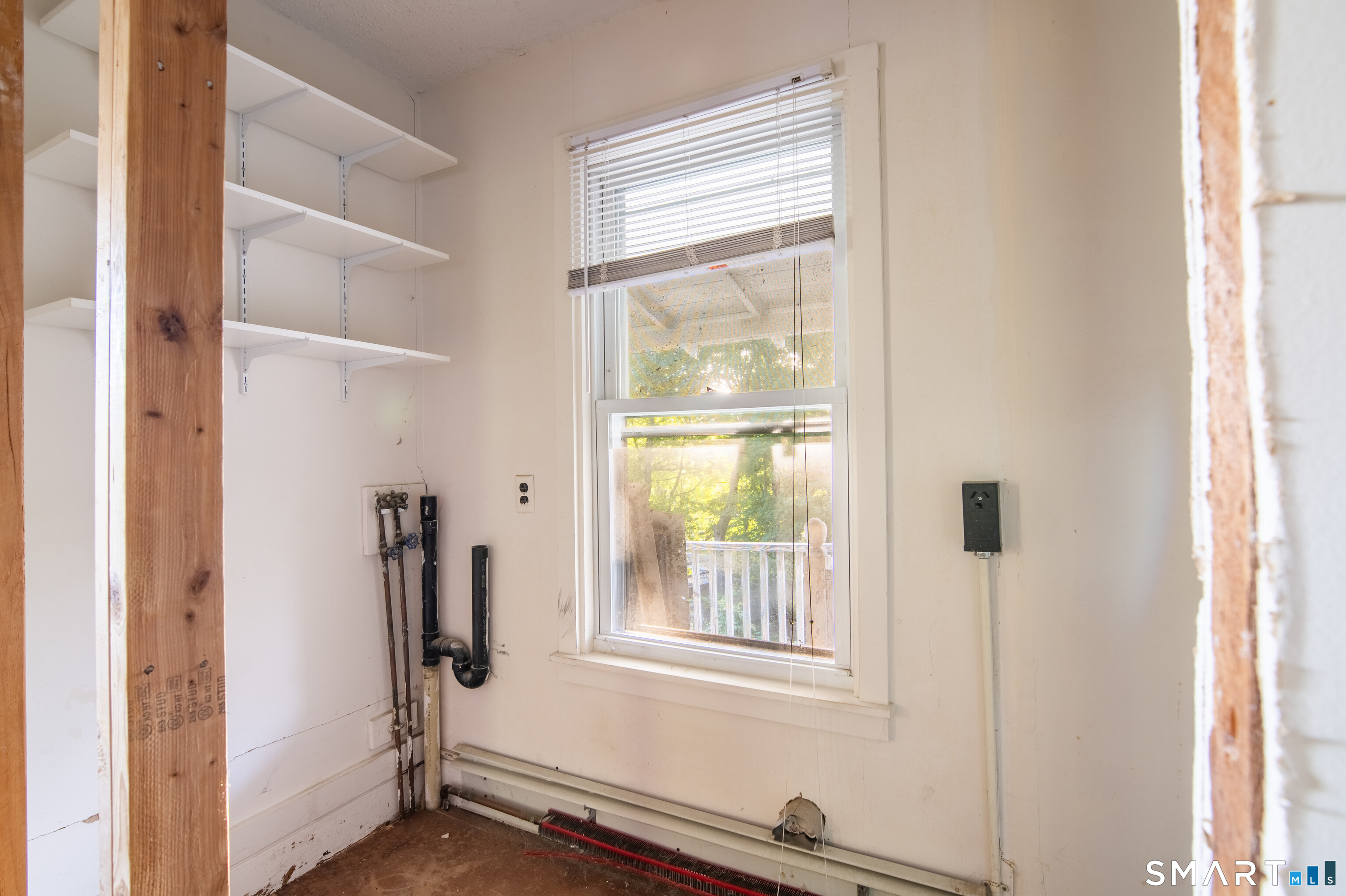 38 Platt Avenue photo 16