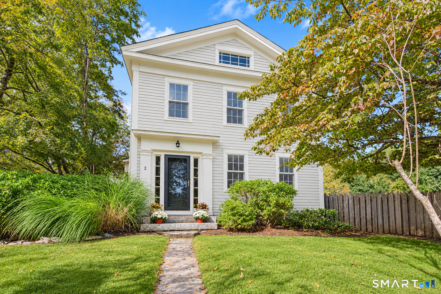 2 Pomperaug Road