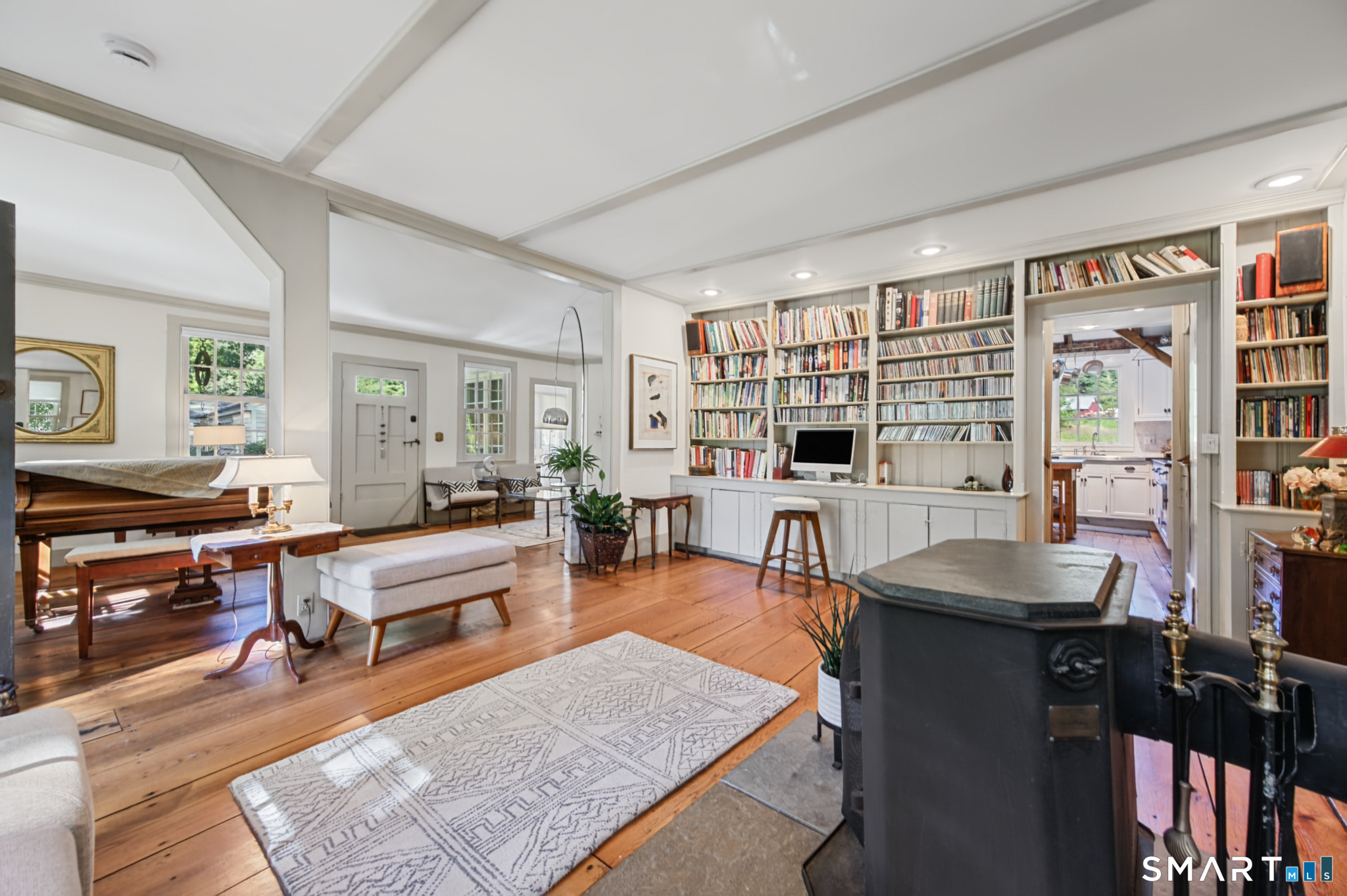 2 Pomperaug Road photo 10