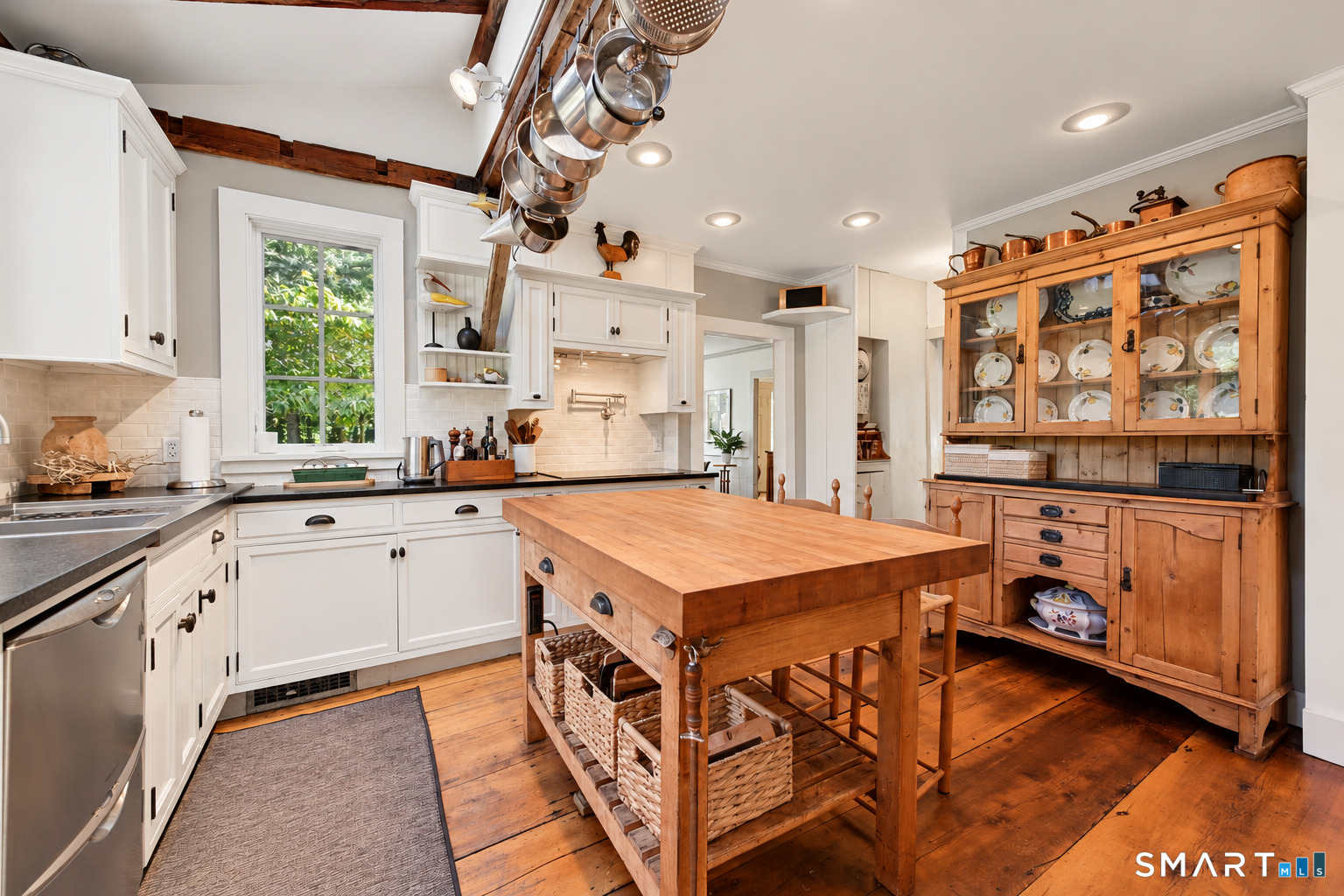 2 Pomperaug Road photo 16