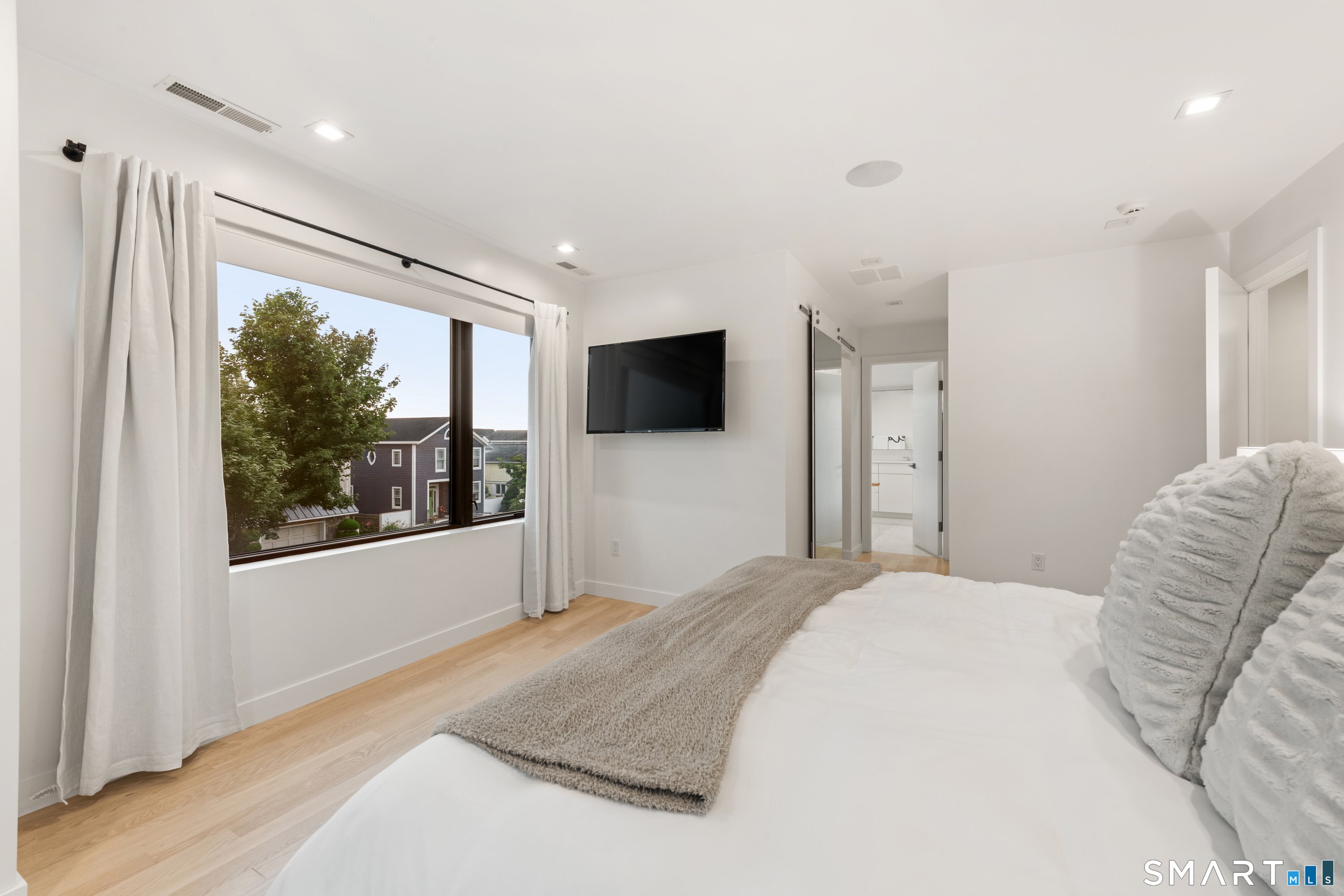 200 Hillspoint Road photo 27