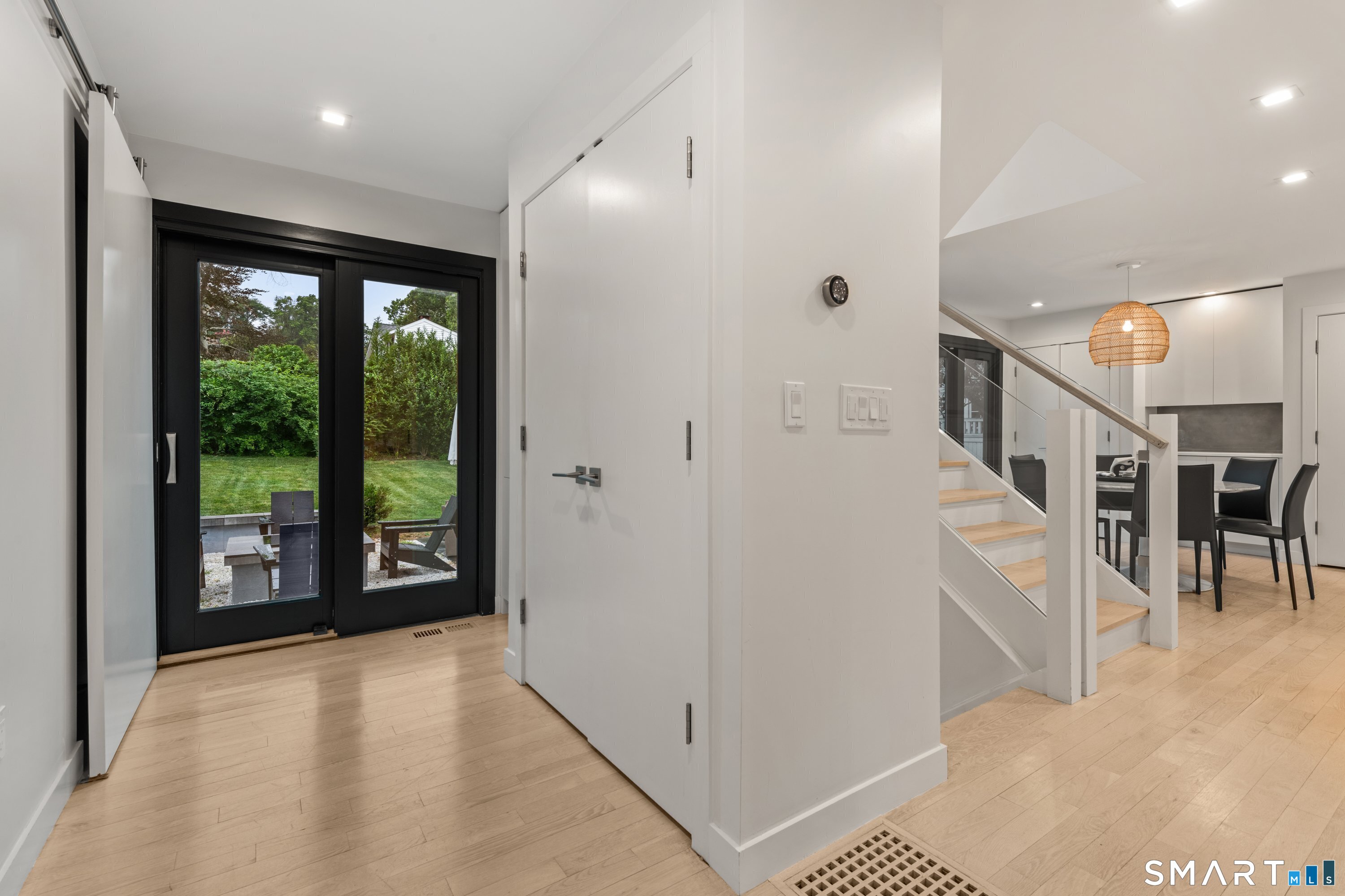 200 Hillspoint Road photo 18