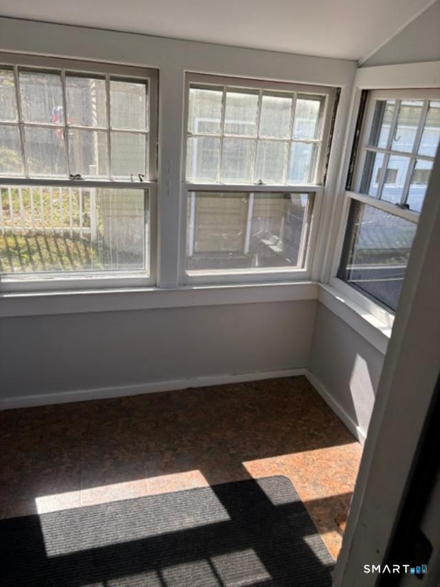 114 White Oak Avenue photo 6