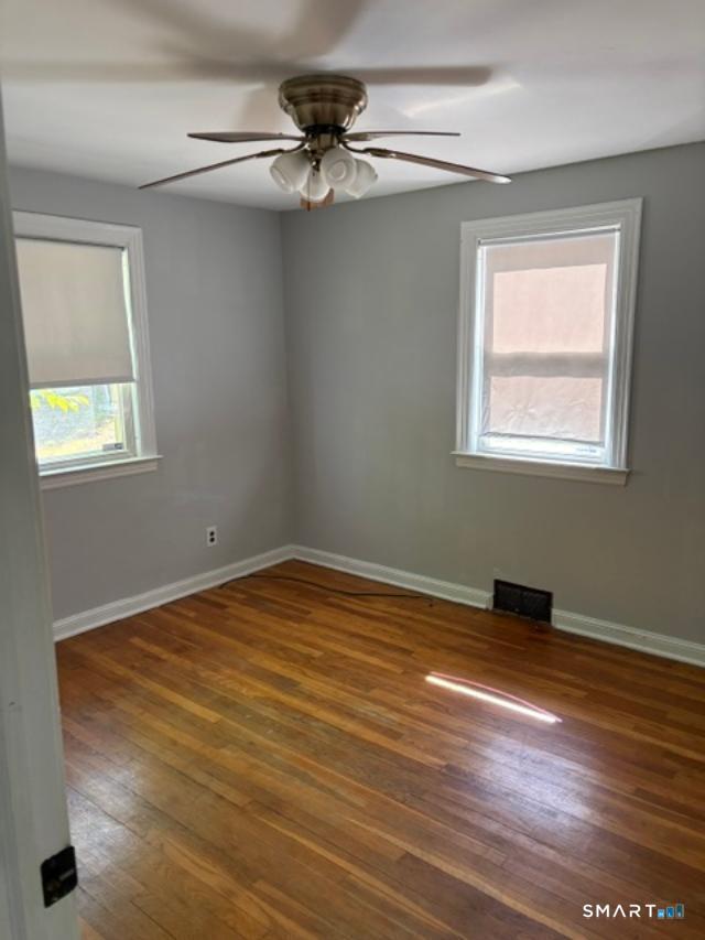 114 White Oak Avenue photo 9