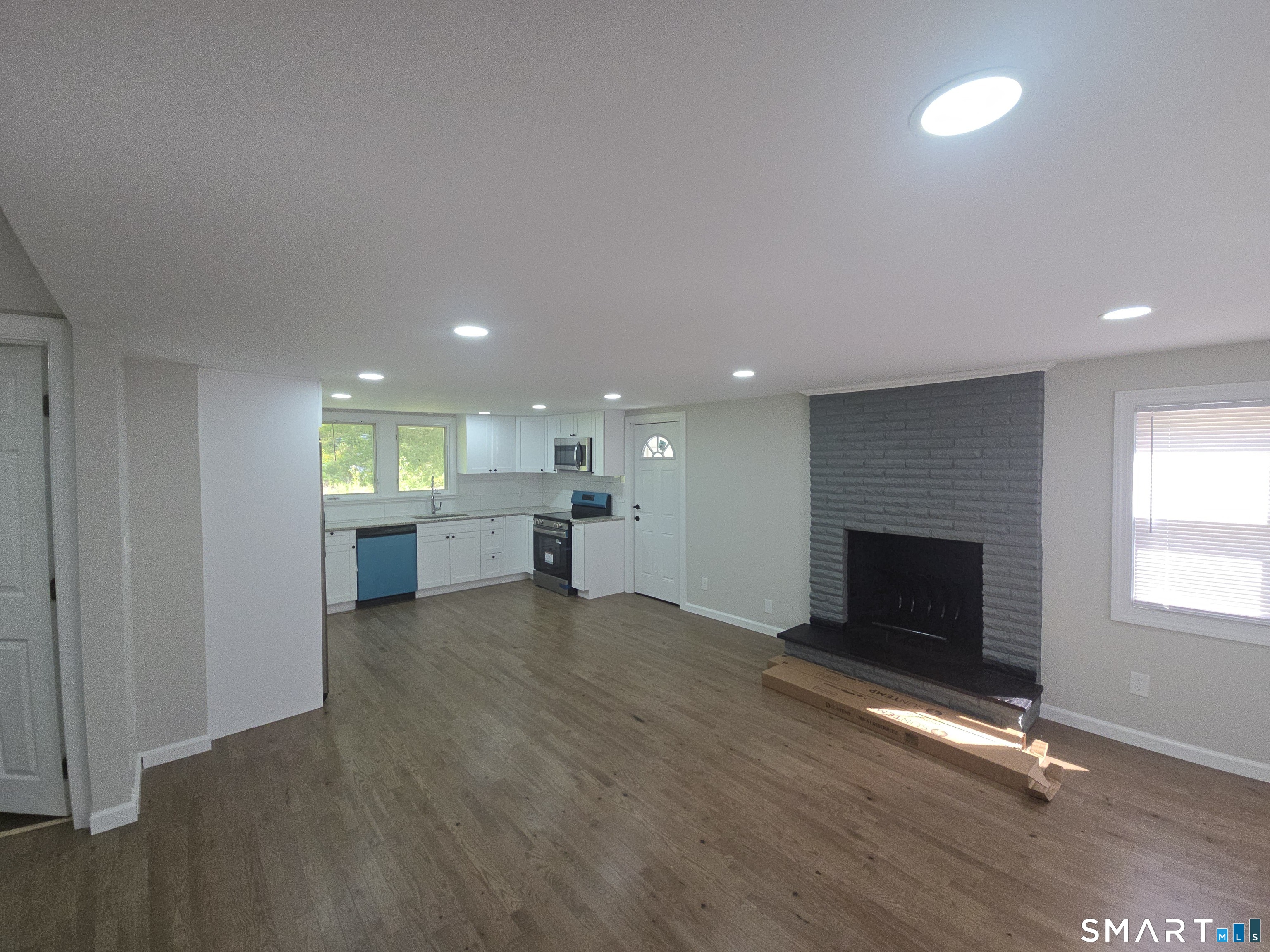 Photo 4 of Single family home for sale at 14 Parker Rd, Marlborough, CT 06447 | MLS# 24188363 | Listing updated on 2026-09-25
