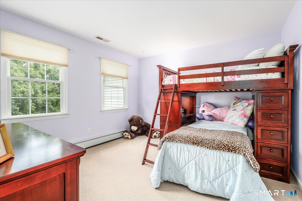 57 Meadowood Drive photo 28