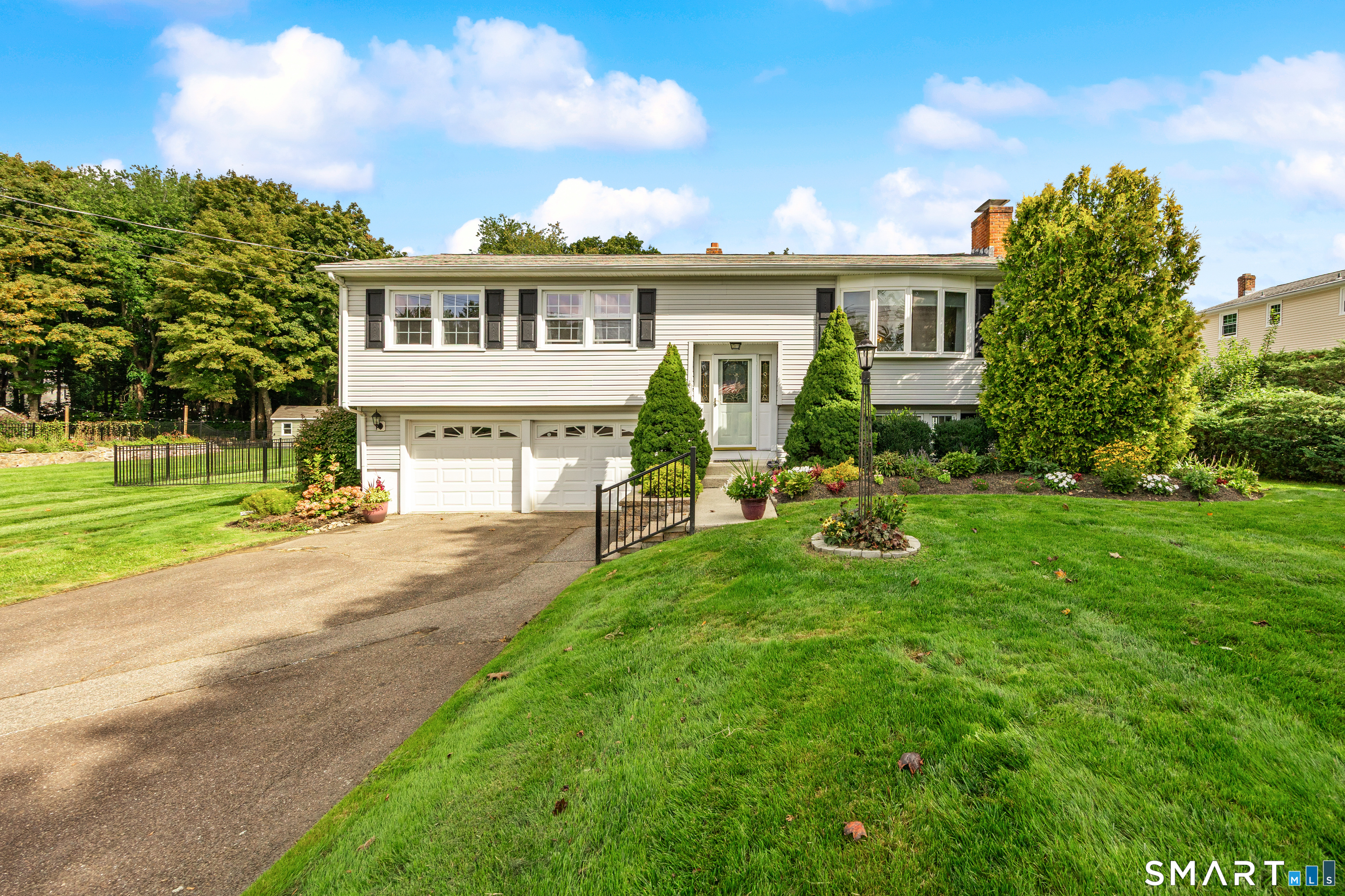18 Sharon Drive