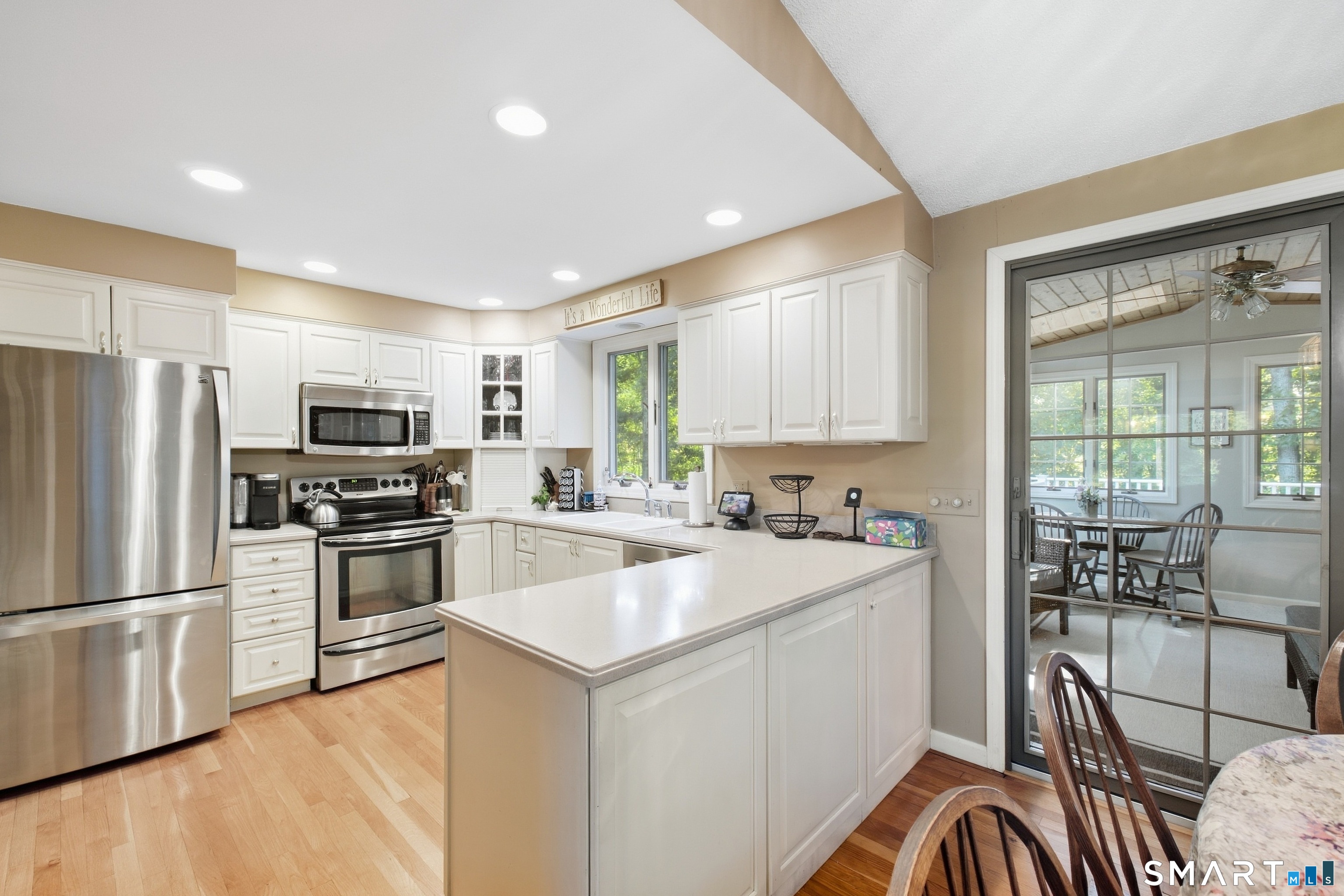 19 Crestwood Drive photo 10