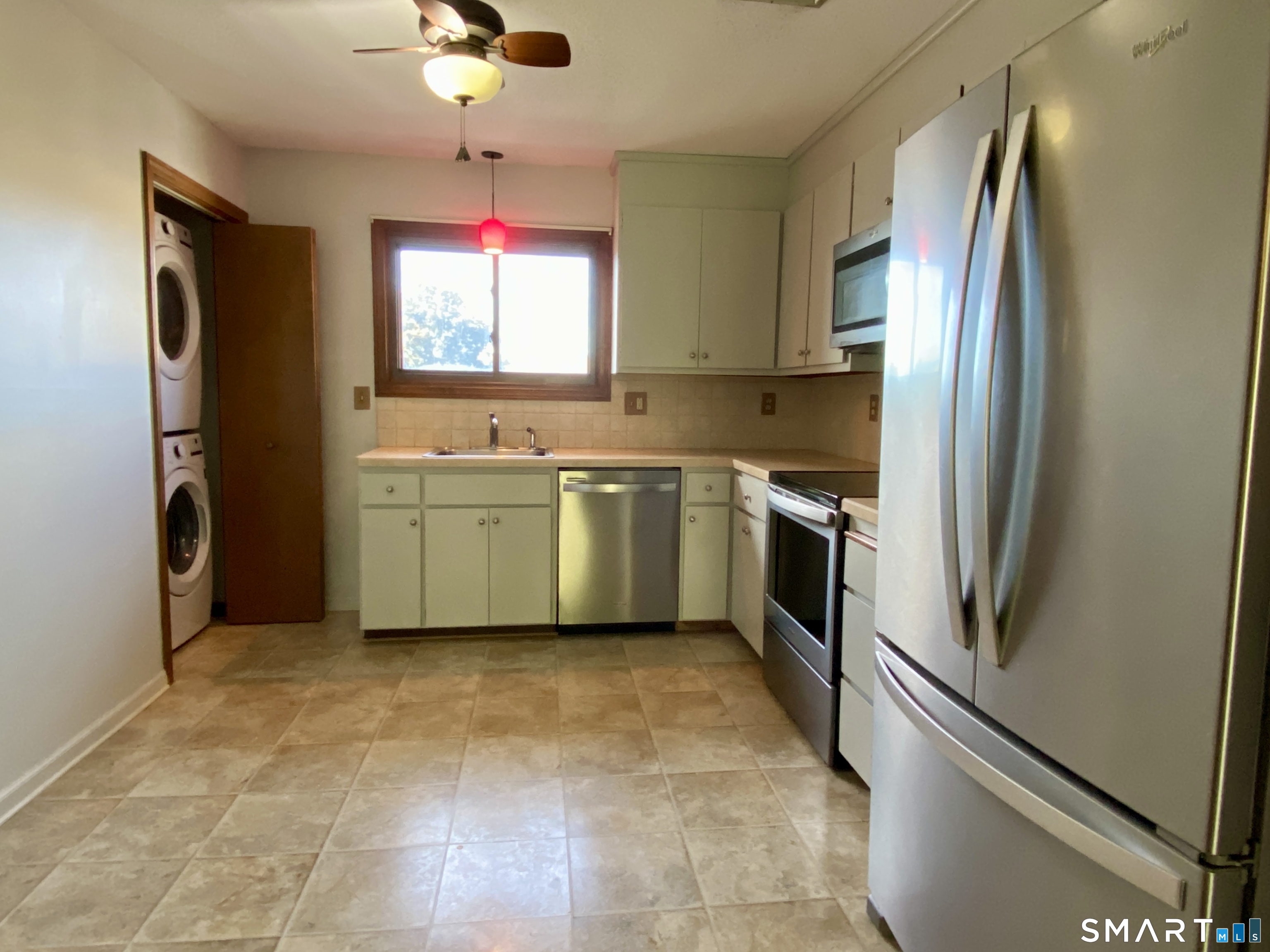 1104 Summer Hill Drive Unit #1104 photo 2