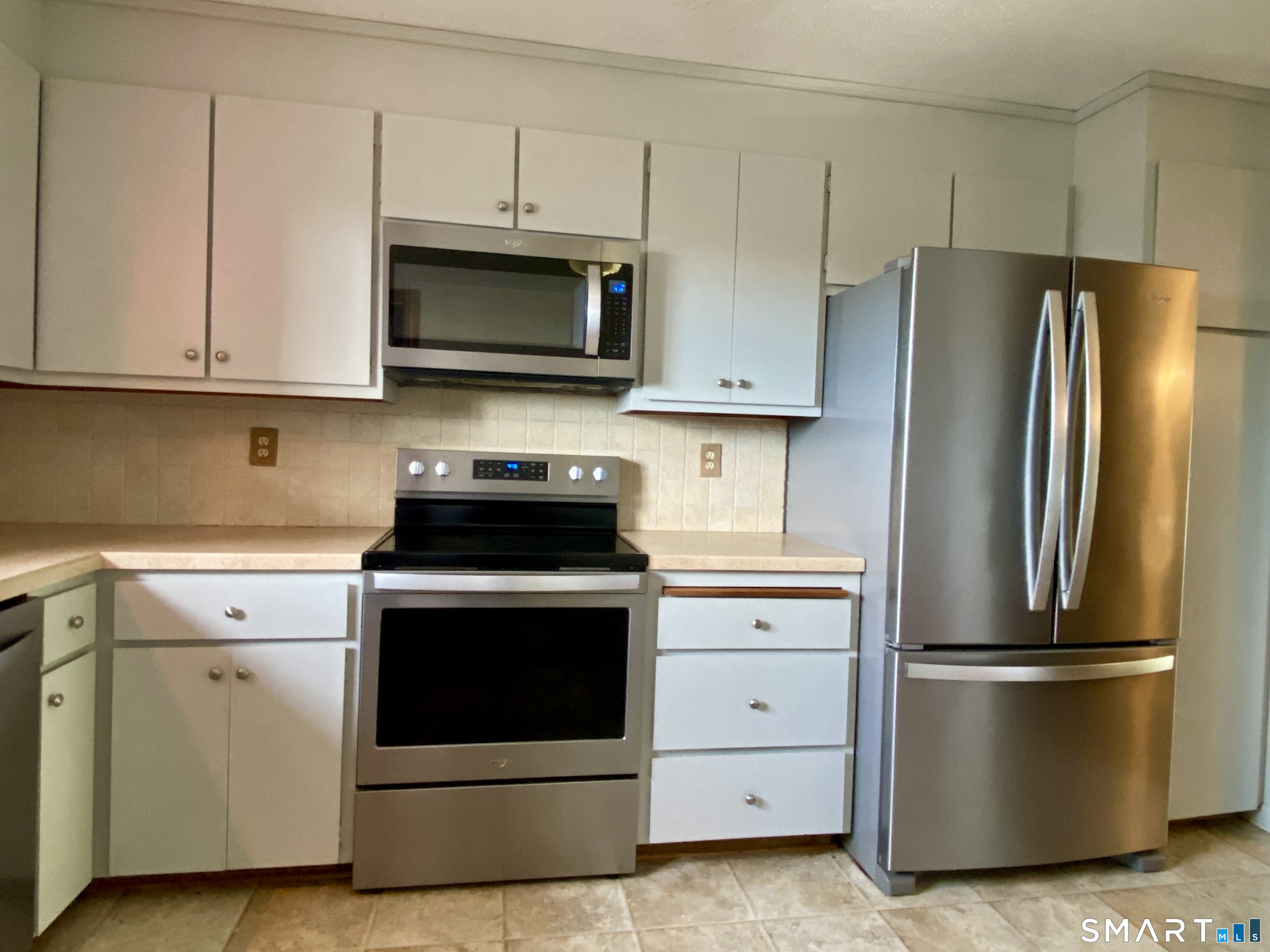 1104 Summer Hill Drive Unit #1104 photo 5