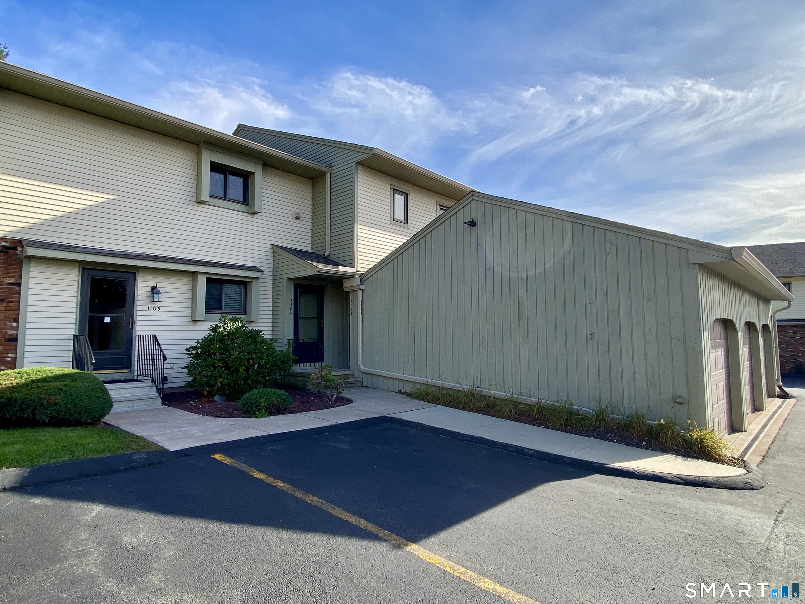 1104 Summer Hill Drive Unit #1104 photo 19
