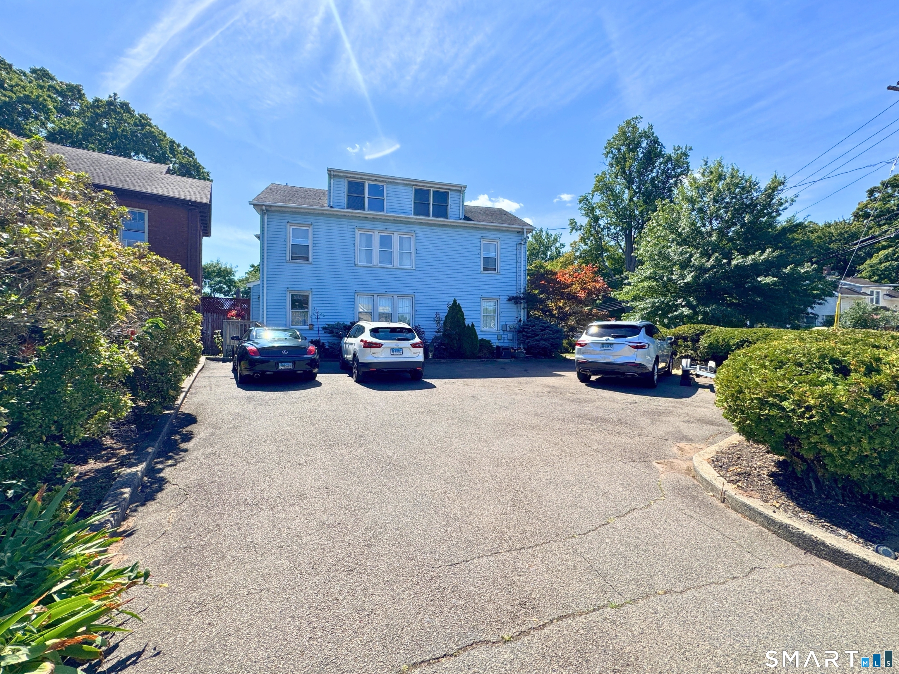 561 Savin Avenue photo 25