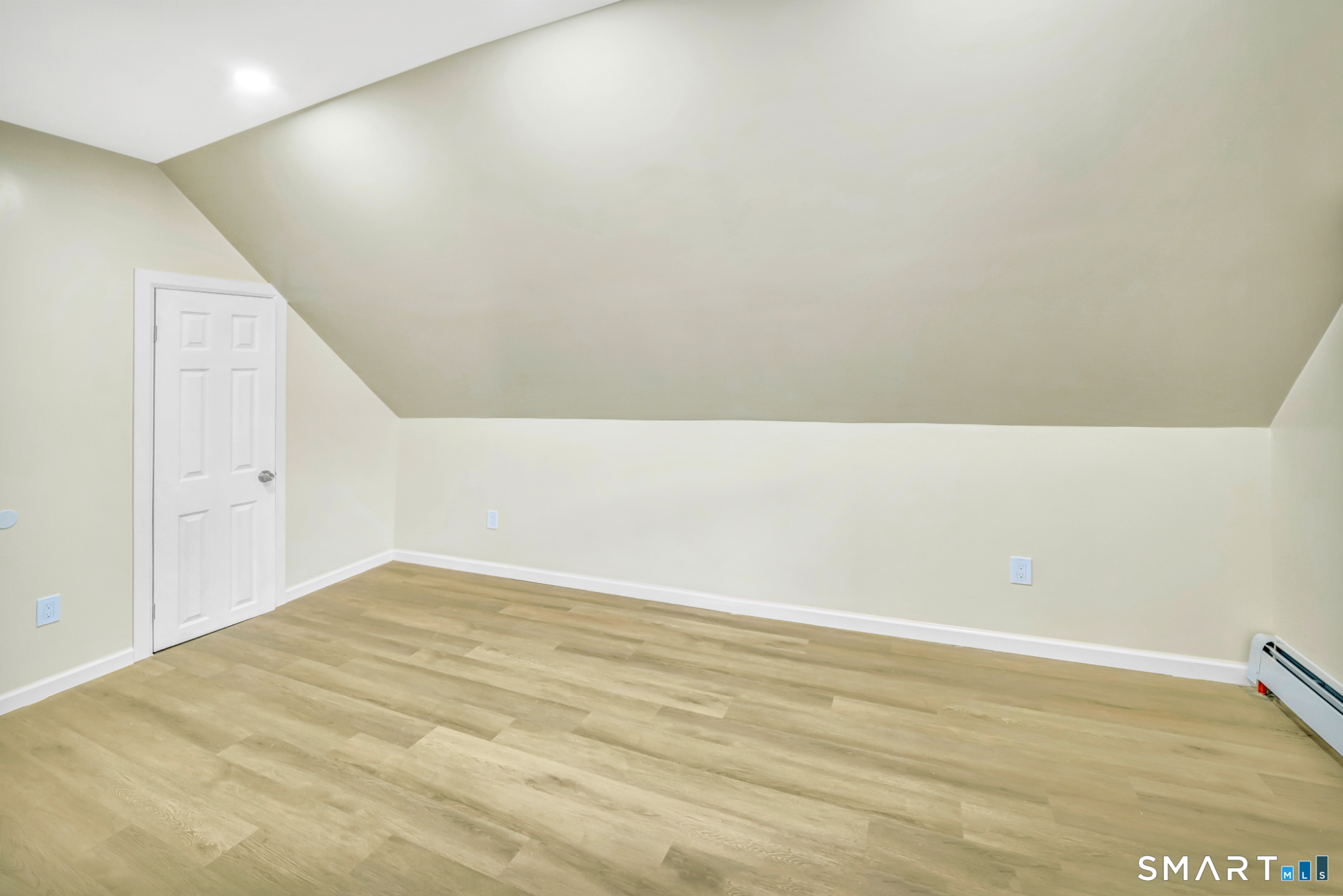 27 Walnut Avenue Unit #2 photo 8