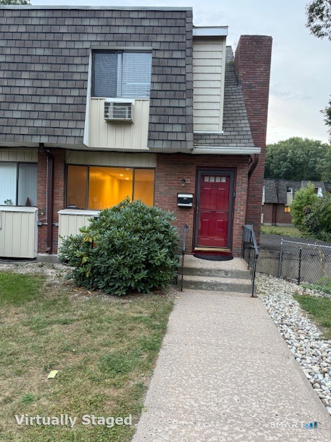 40 High Path Road Unit #40